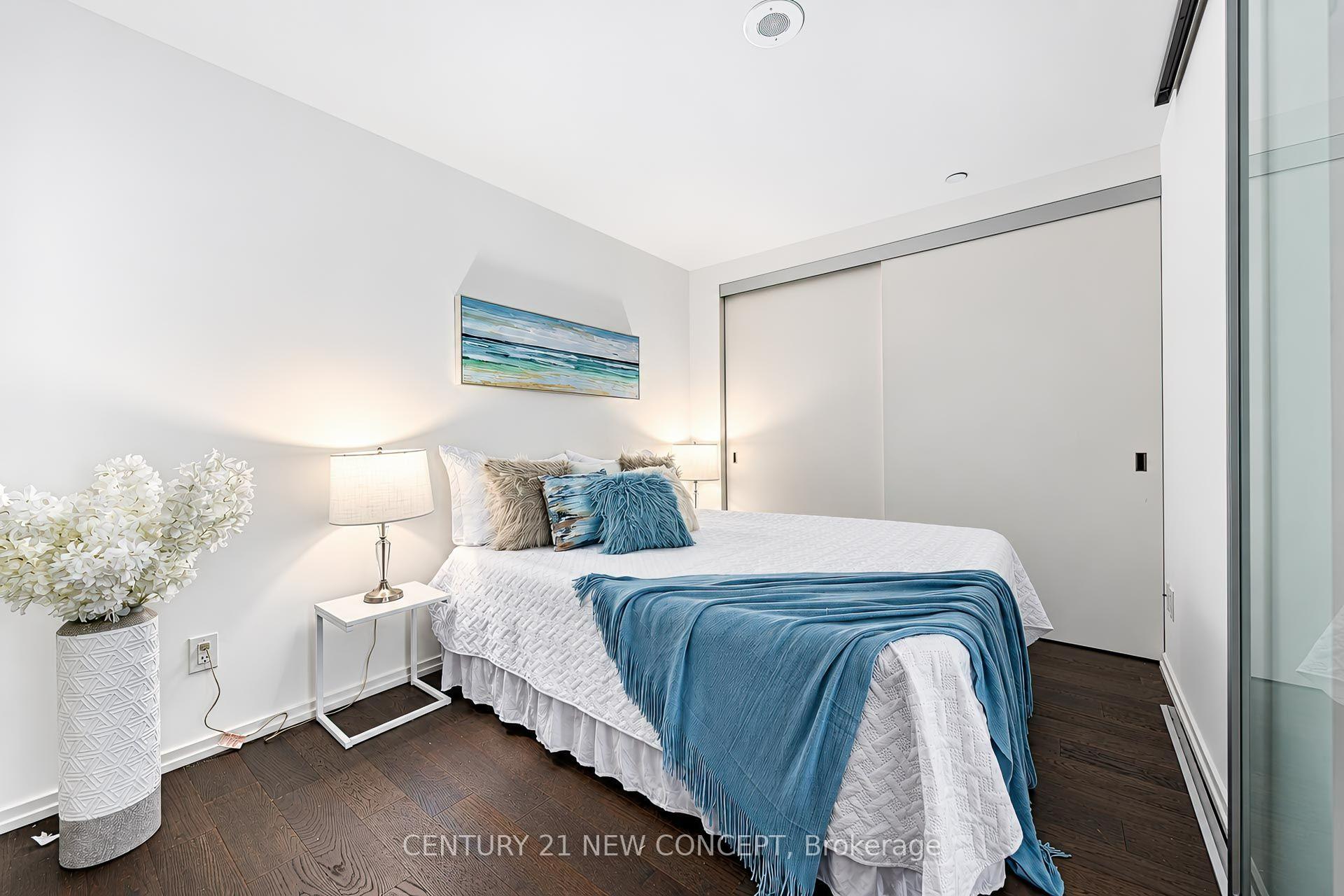 Photo 4 of Unit 3101, 5 Soudan Avenue, Toronto, Mount Pleasant West — HOMEH