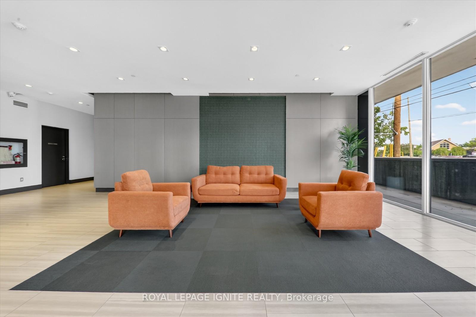 Photo 5 of Unit 116, 3560 St Clair Avenue E, Scarborough, Scarborough Village — HOMEH