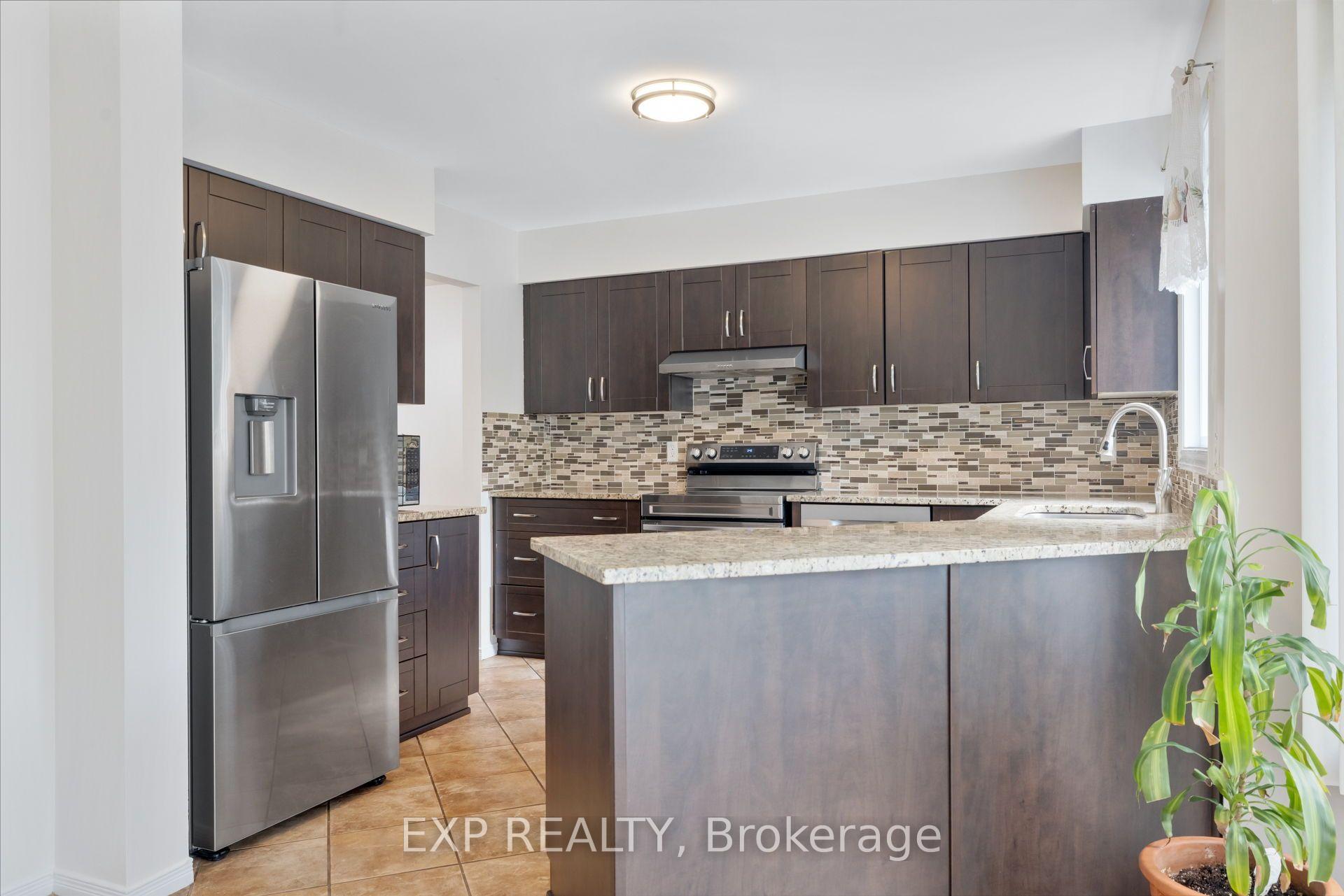 Photo 15 of 103 Flamborough Way, Ottawa, Kanata - Morgan's Grant/South March — HOMEH