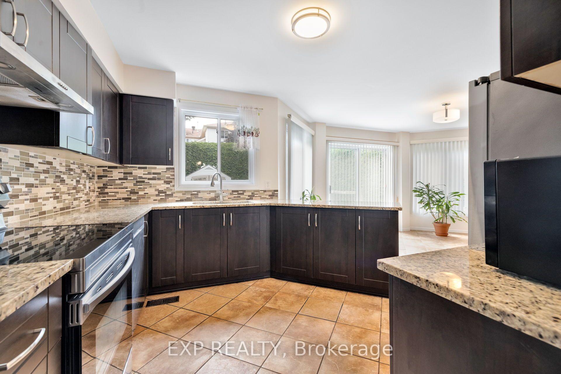 Photo 19 of 103 Flamborough Way, Ottawa, Kanata - Morgan's Grant/South March — HOMEH