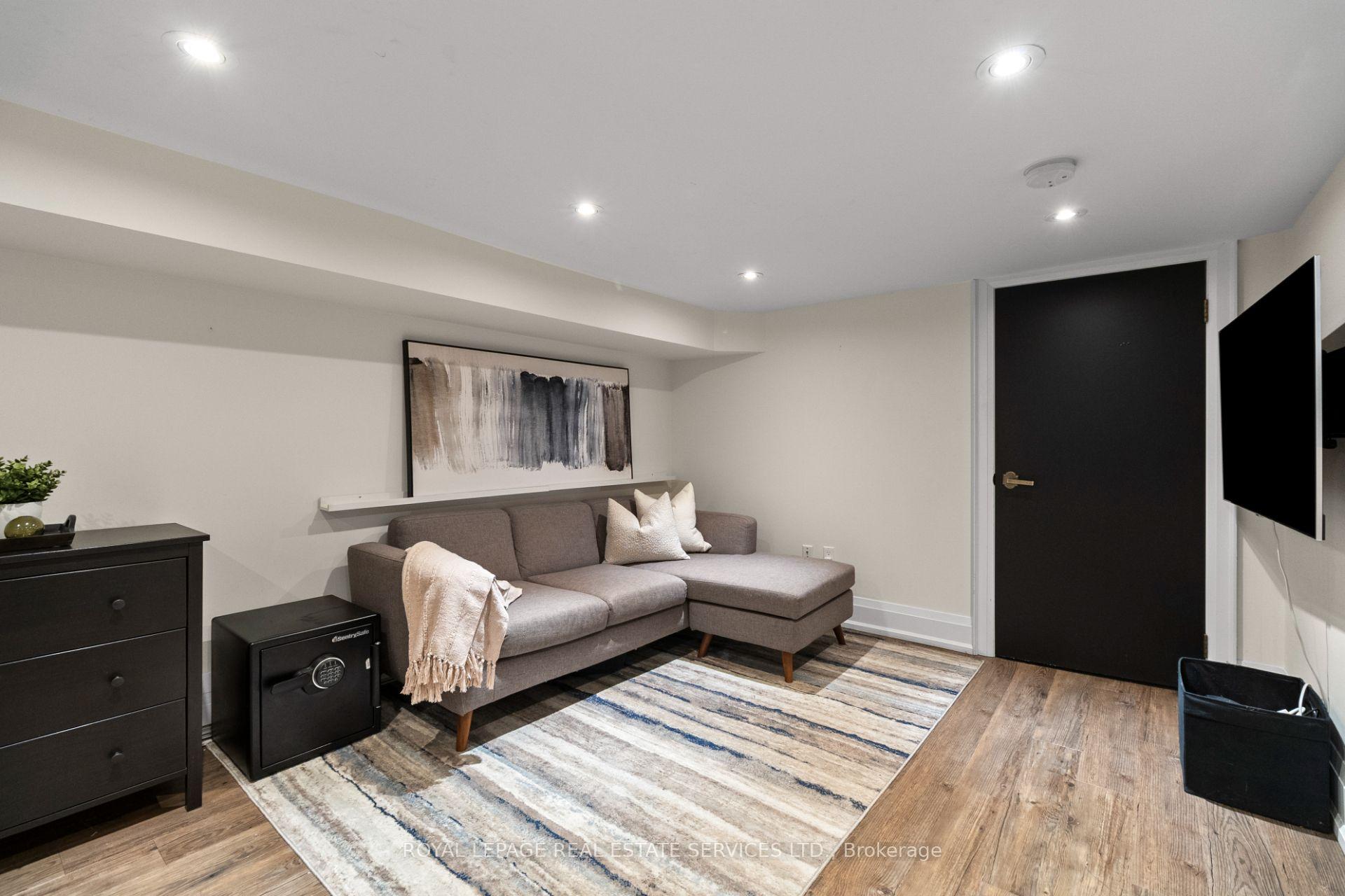 Photo 36 of 37 Fuller Avenue, Toronto, Roncesvalles — HOMEH