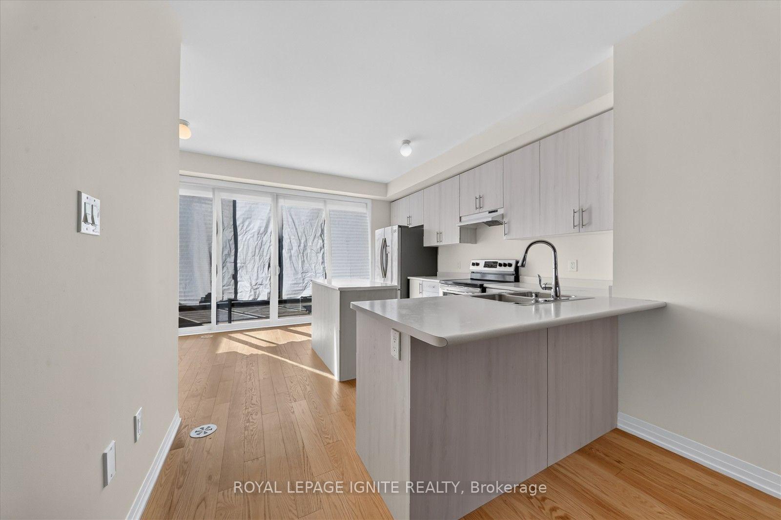 Photo 17 of 67 King George Way, Clarington, Bowmanville — HOMEH
