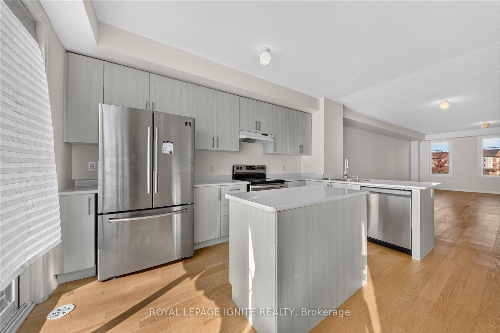Photo 19 of 67 King George Way, Clarington, Bowmanville — HOMEH