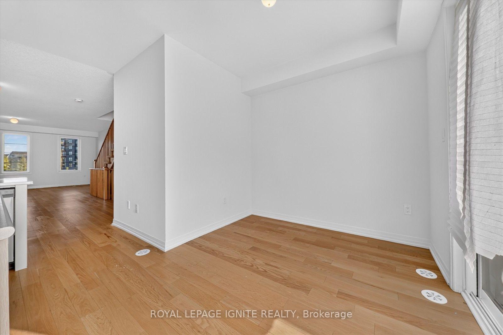 Photo 21 of 67 King George Way, Clarington, Bowmanville — HOMEH