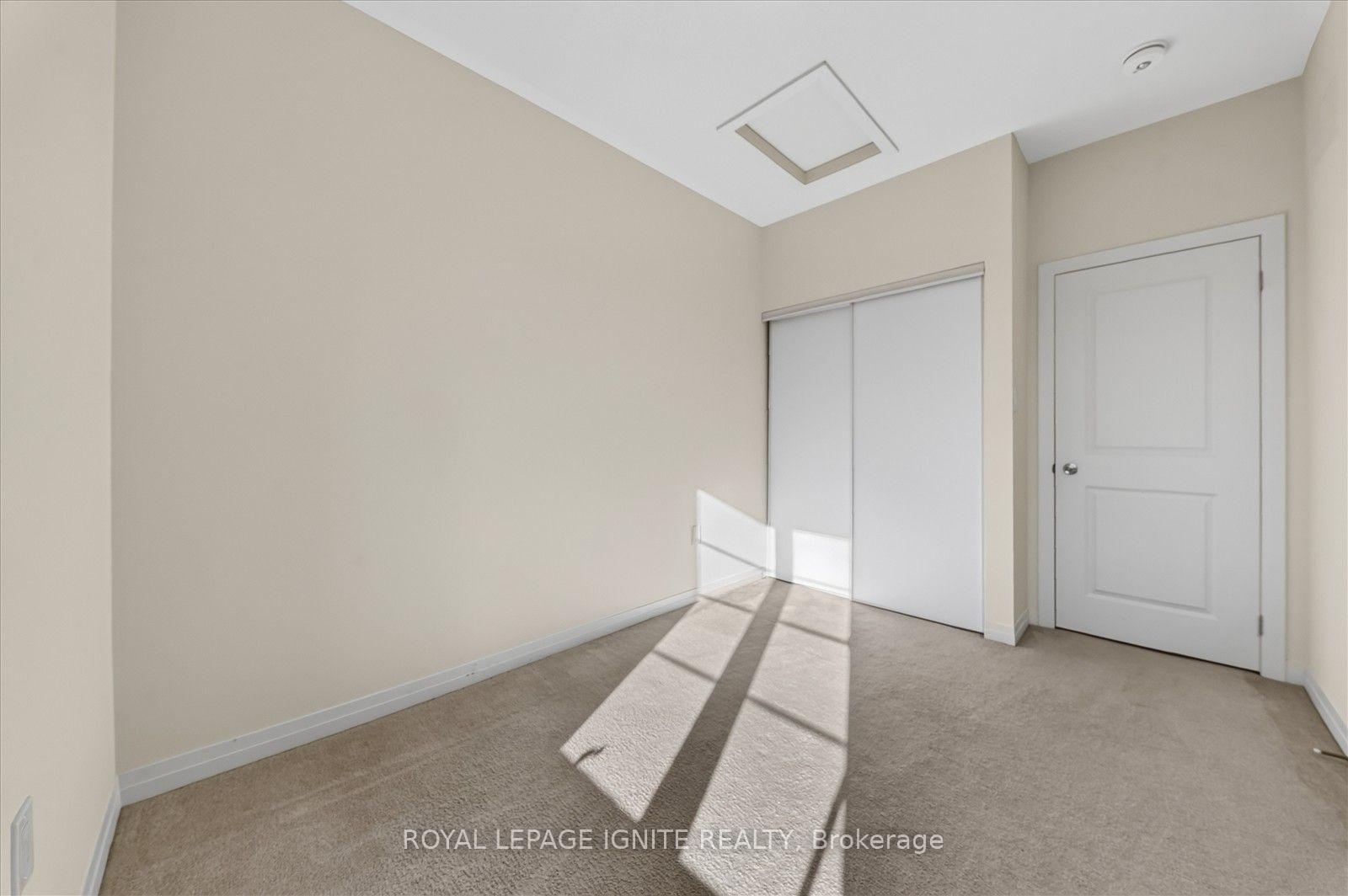 Photo 32 of 67 King George Way, Clarington, Bowmanville — HOMEH