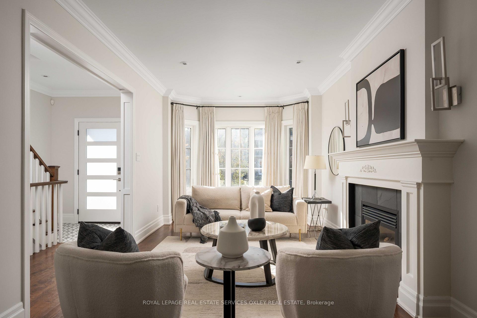 Photo 5 of 44 Donlea Drive, Toronto, Leaside — HOMEH