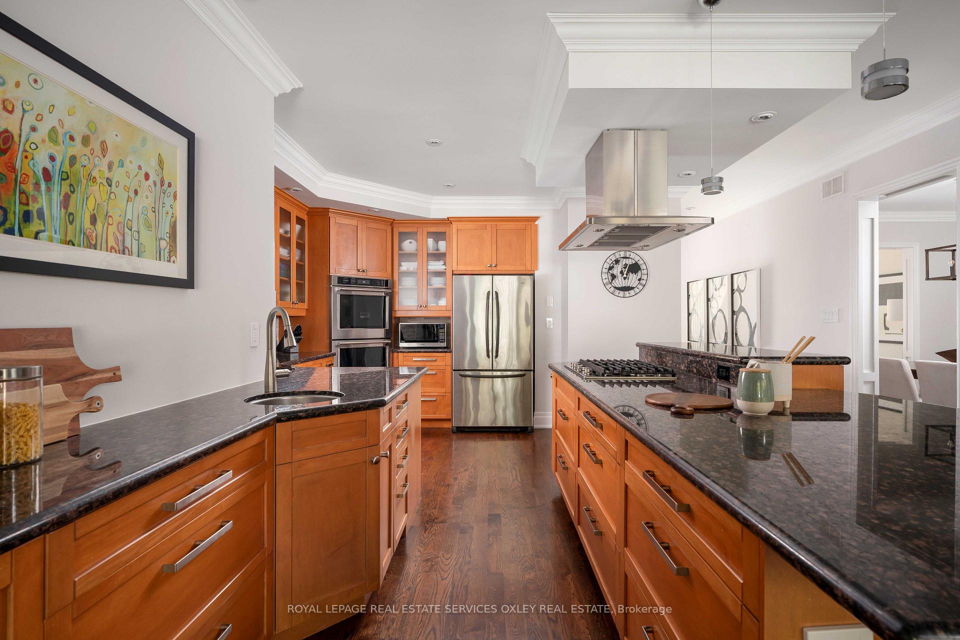 Photo 14 of 44 Donlea Drive, Toronto, Leaside — HOMEH