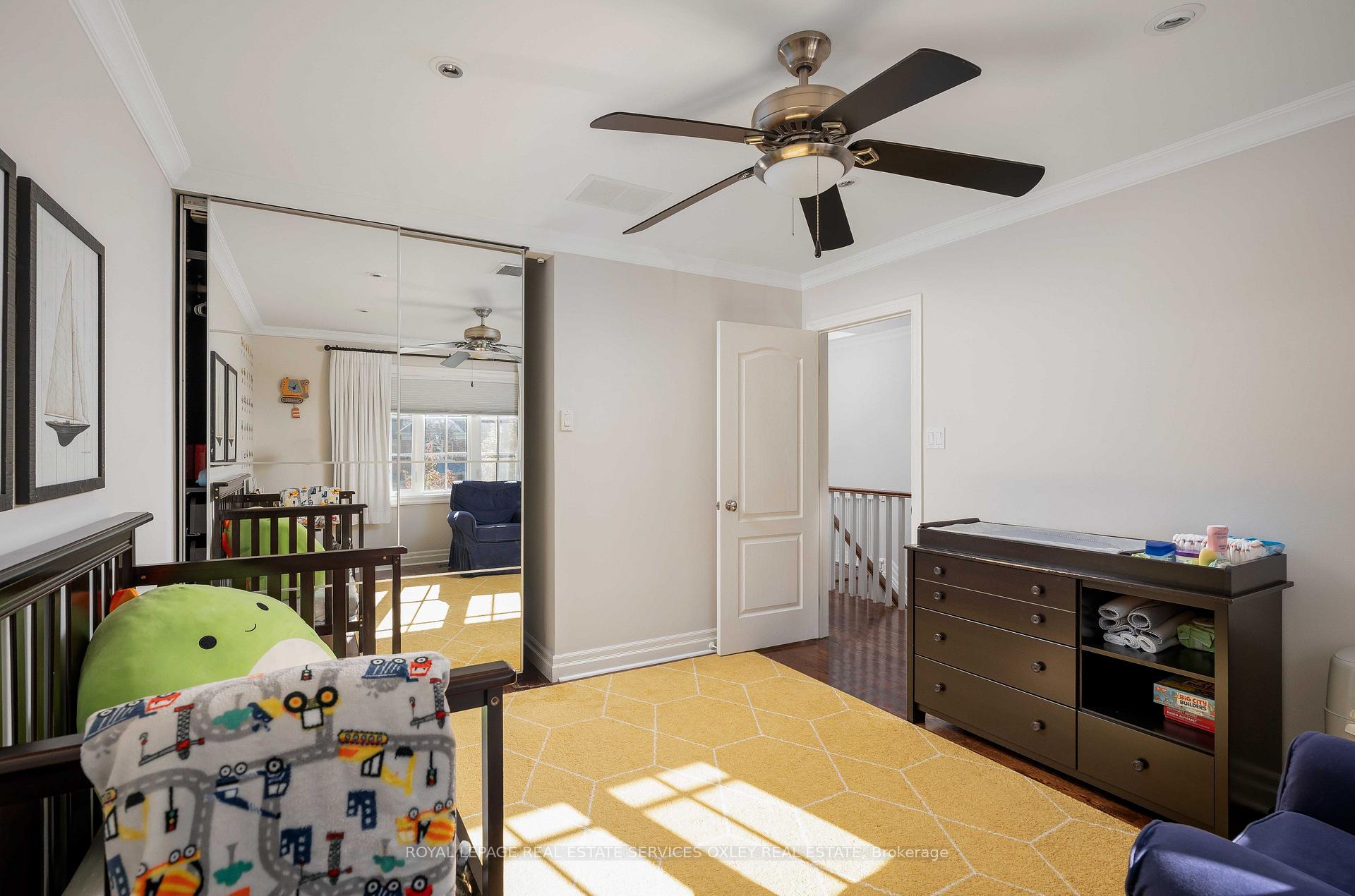 Photo 20 of 44 Donlea Drive, Toronto, Leaside — HOMEH