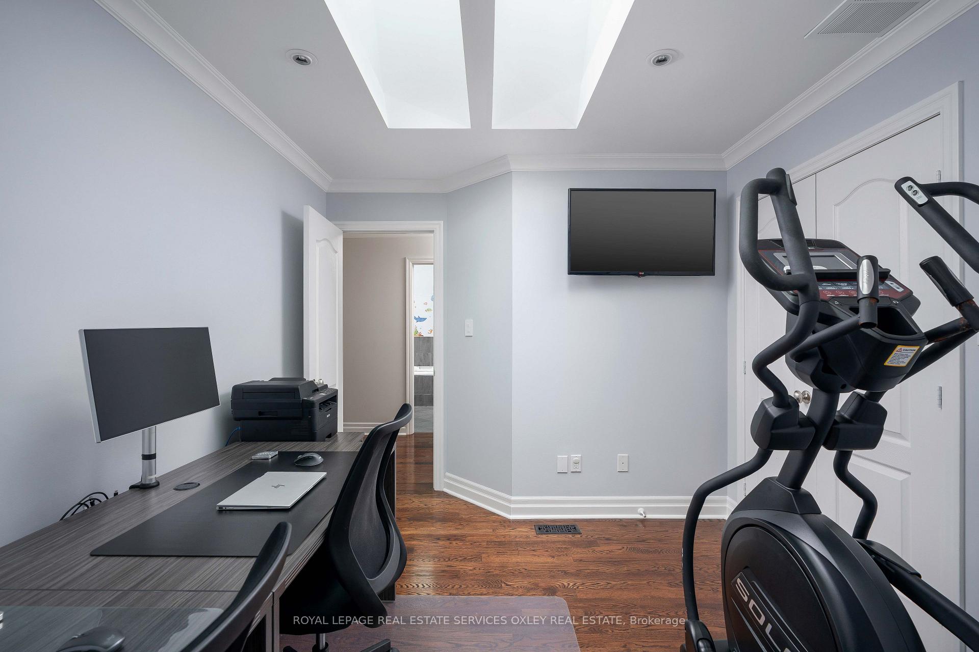 Photo 22 of 44 Donlea Drive, Toronto, Leaside — HOMEH