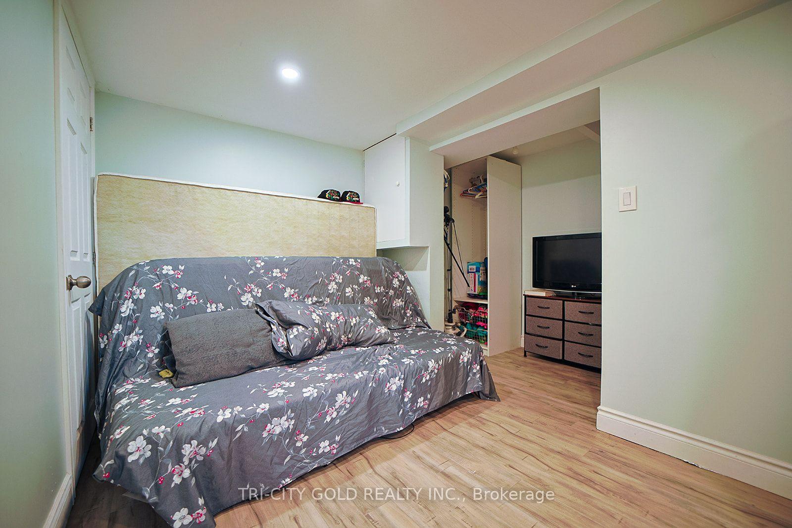 Photo 23 of 53 Buffalo Street, Brantford — HOMEH