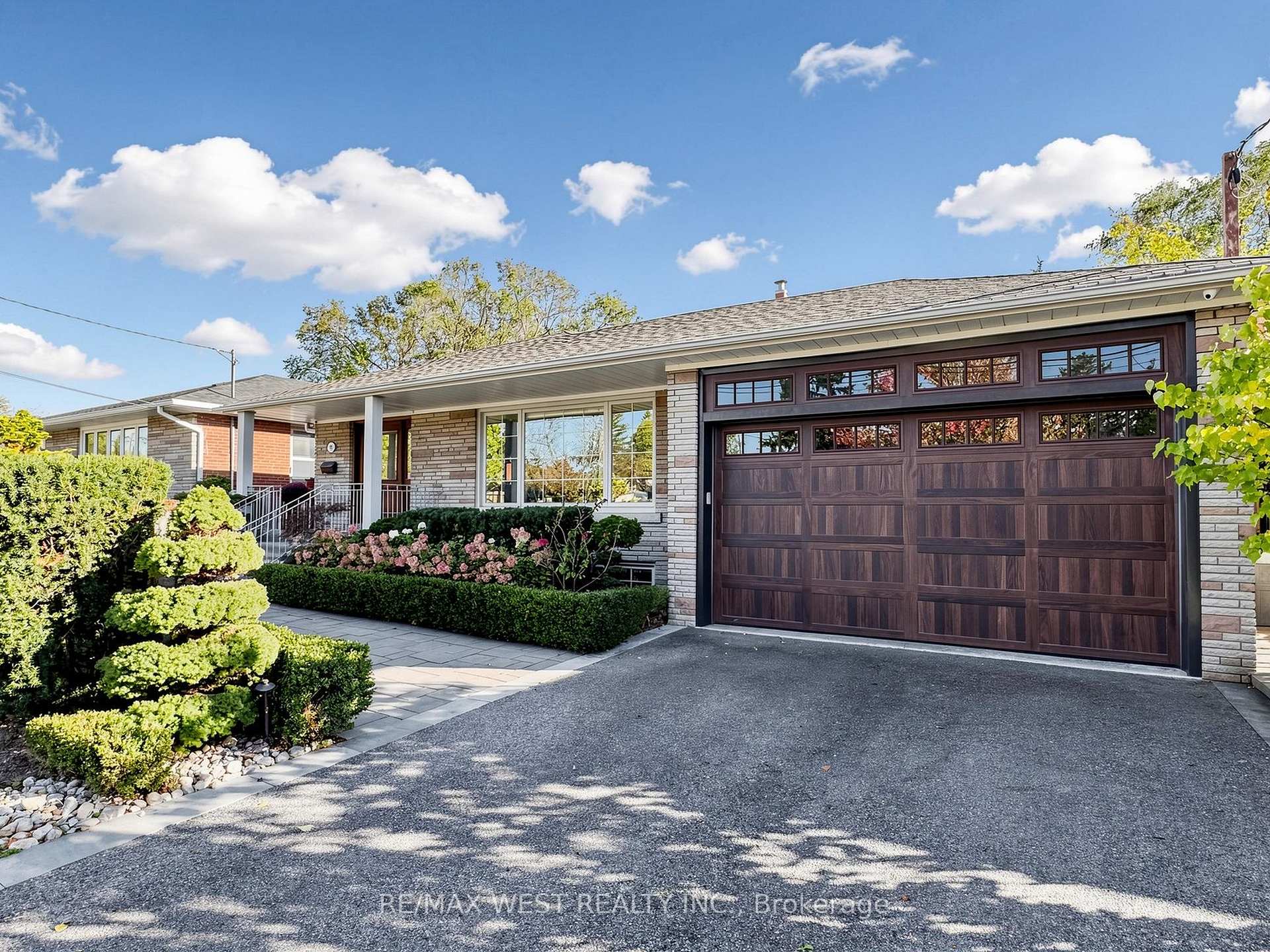 Photo 2 of 151 Palm Drive, North York, Clanton Park — HOMEH