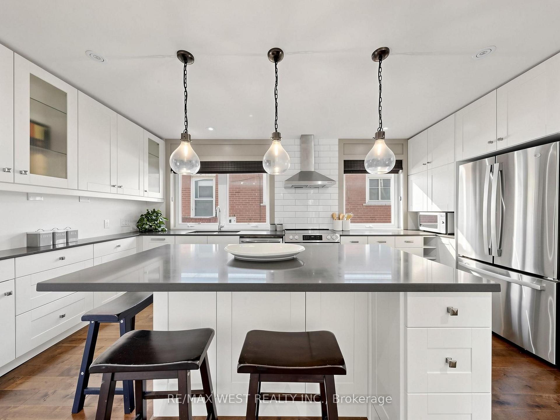 Photo 9 of 151 Palm Drive, North York, Clanton Park — HOMEH