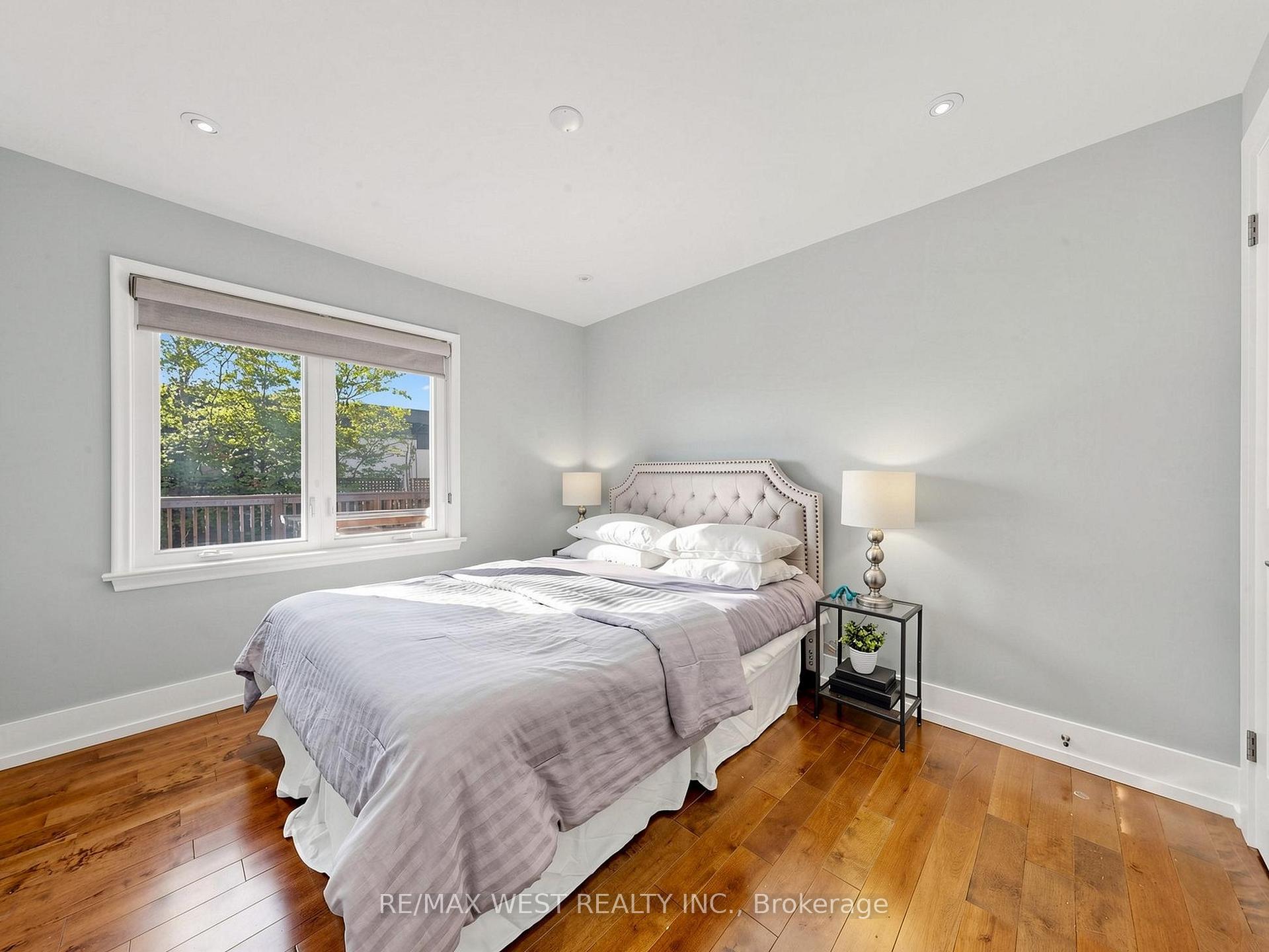 Photo 34 of 151 Palm Drive, North York, Clanton Park — HOMEH