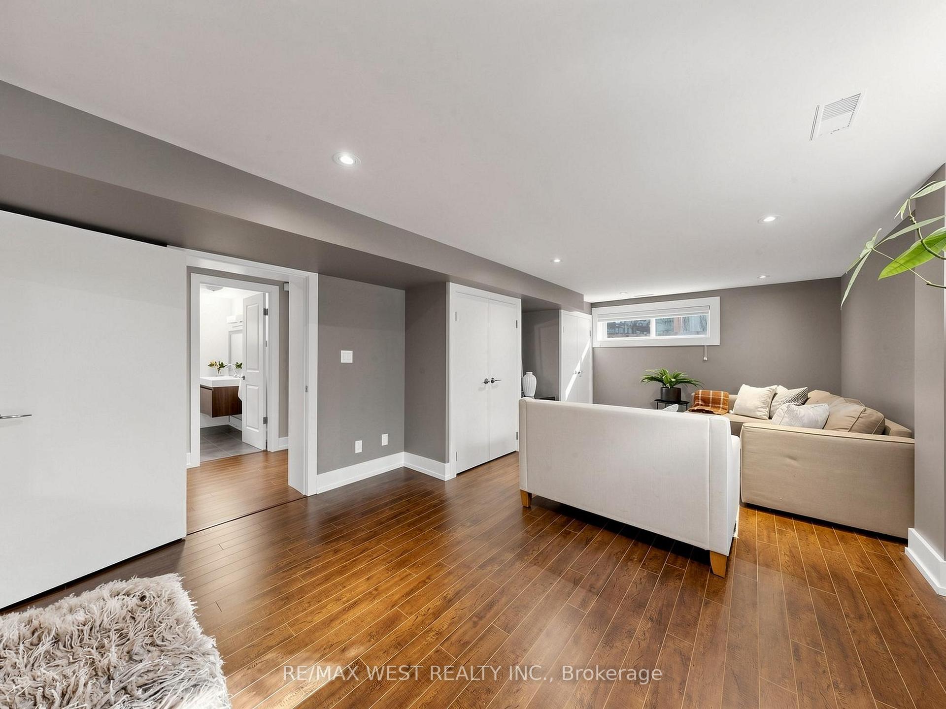Photo 43 of 151 Palm Drive, North York, Clanton Park — HOMEH