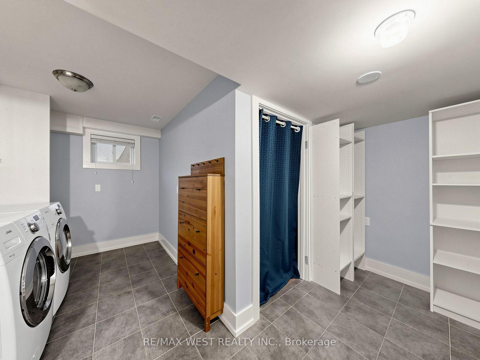 Photo 56 of 151 Palm Drive, North York, Clanton Park — HOMEH