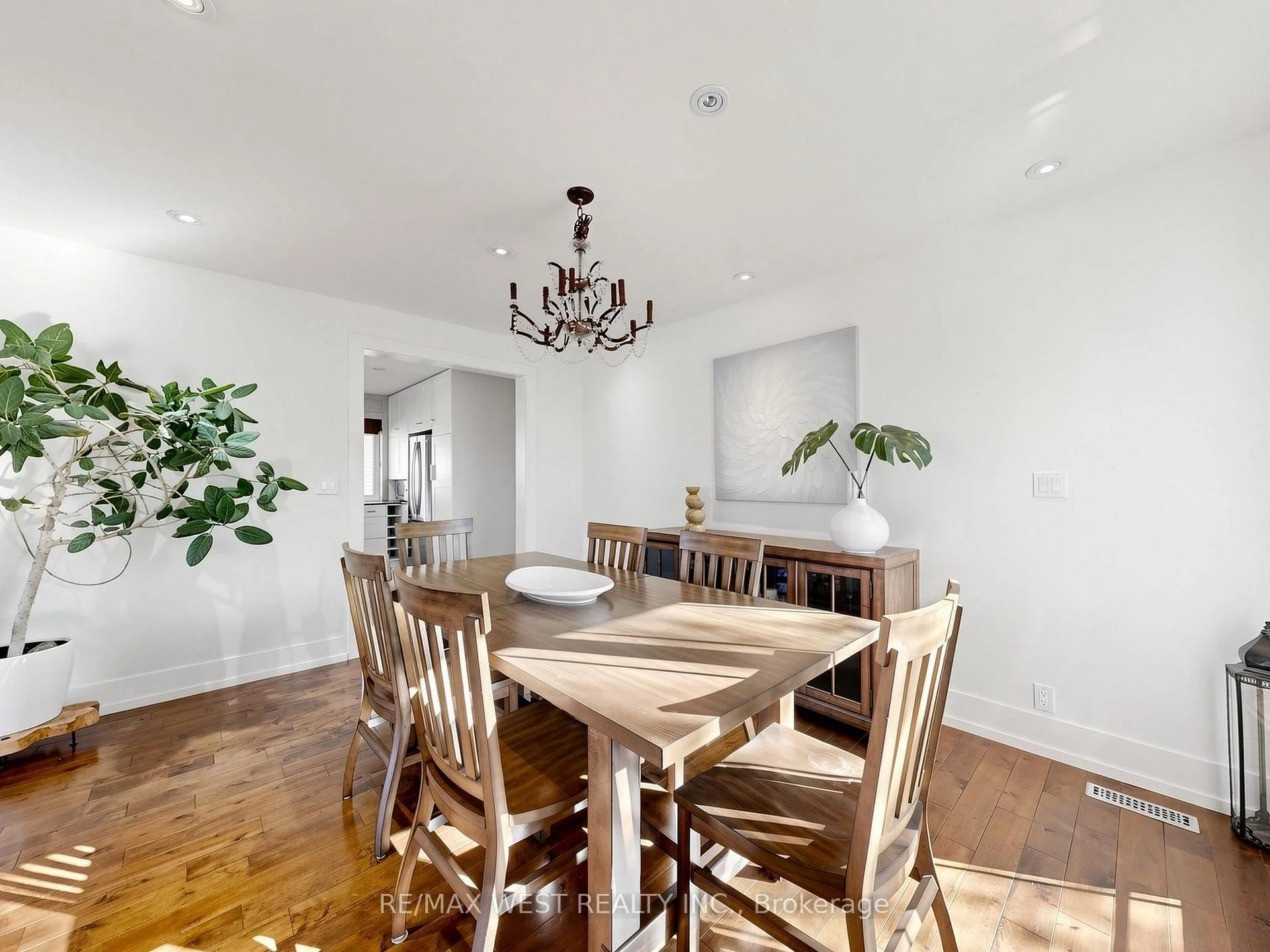 Photo 27 of 151 Palm Drive, North York, Clanton Park — HOMEH