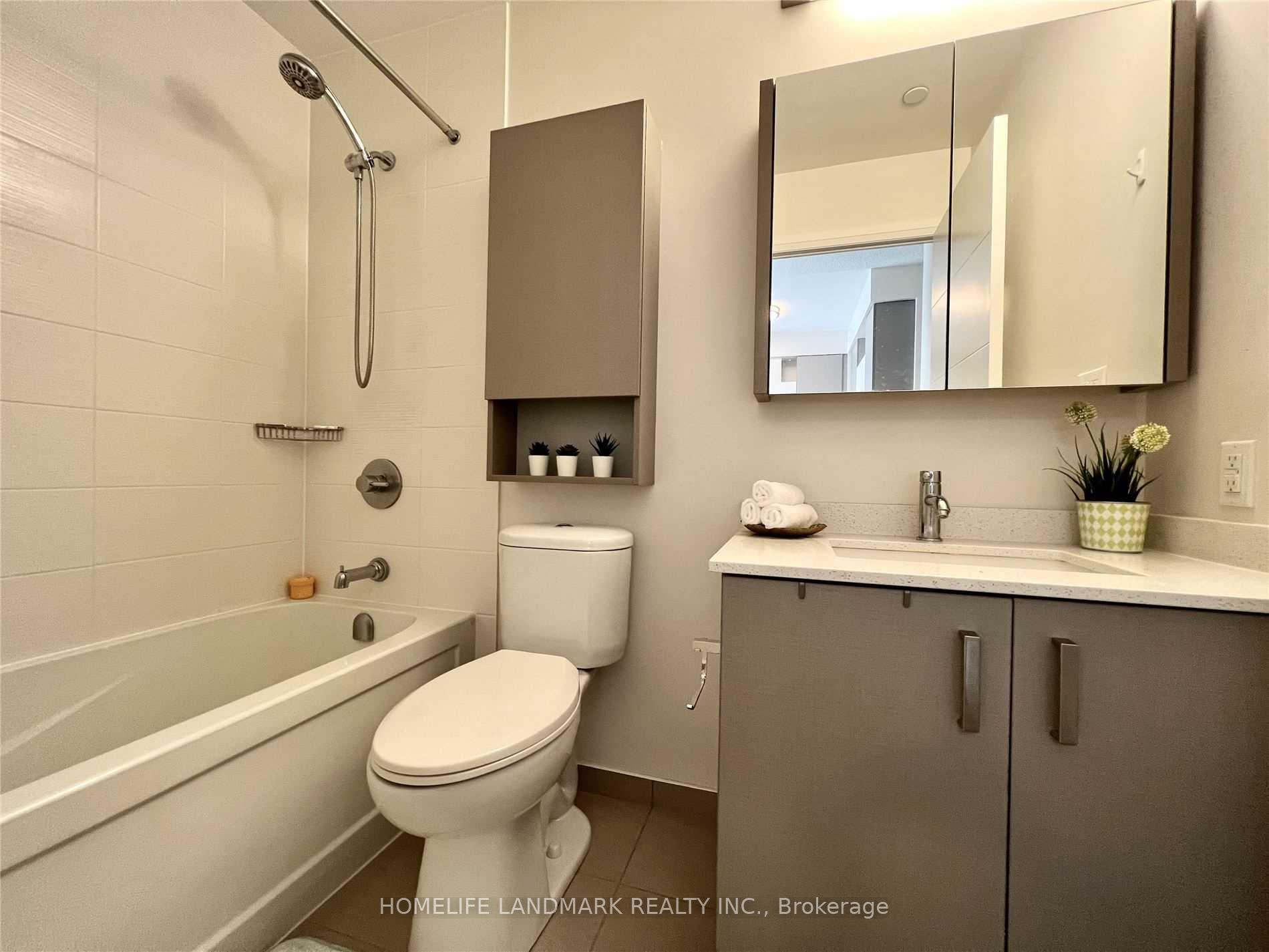 Photo 7 of Unit 527, 28 Uptown Drive, Markham, Unionville — HOMEH