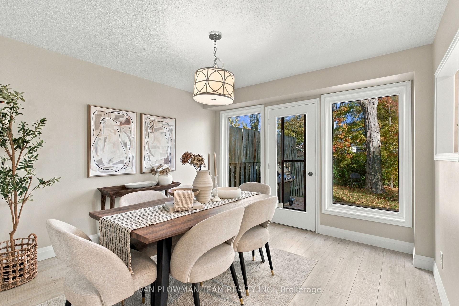 Photo 6 of 1385 Fenelon Crescent, Oshawa, Lakeview — HOMEH