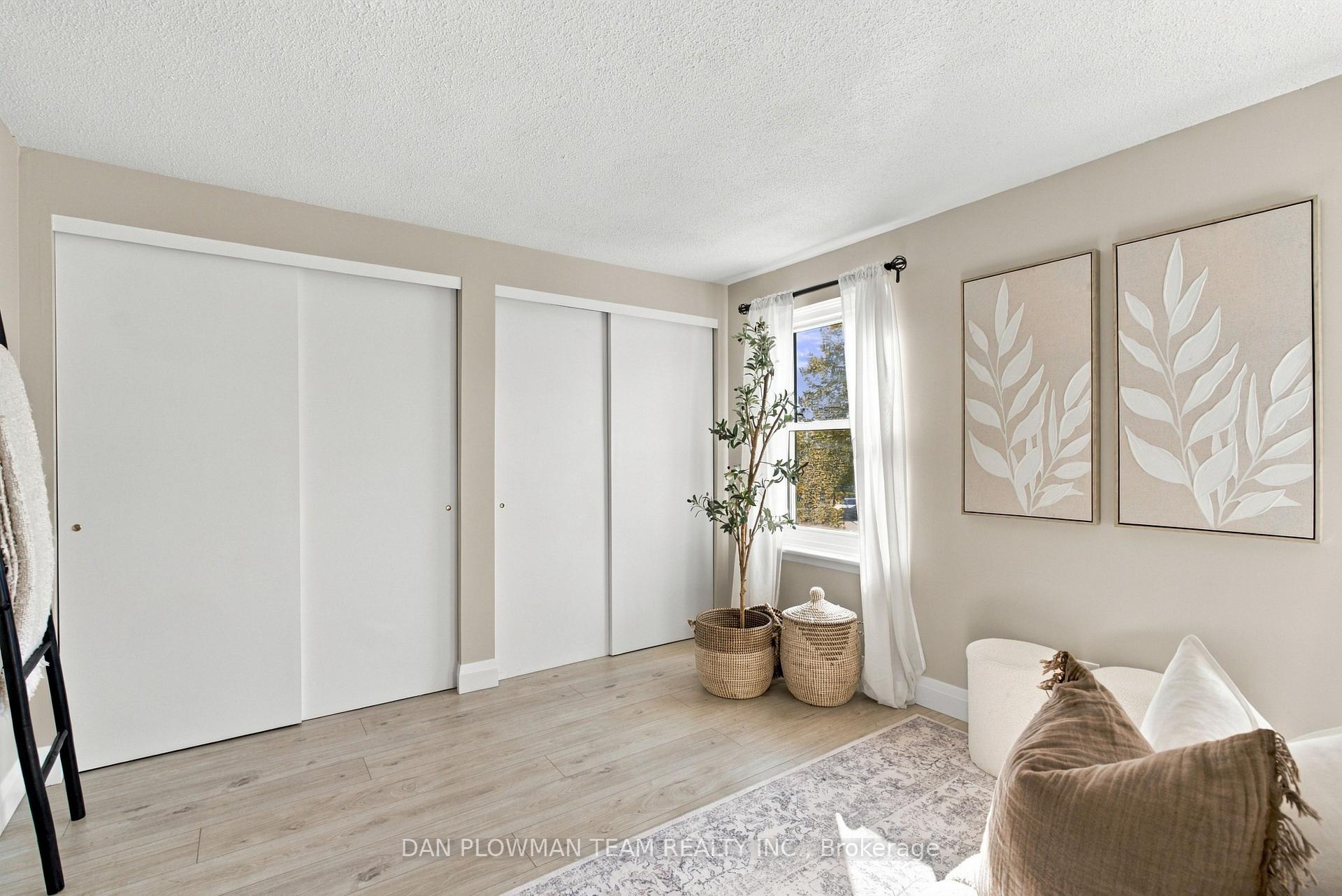 Photo 14 of 1385 Fenelon Crescent, Oshawa, Lakeview — HOMEH
