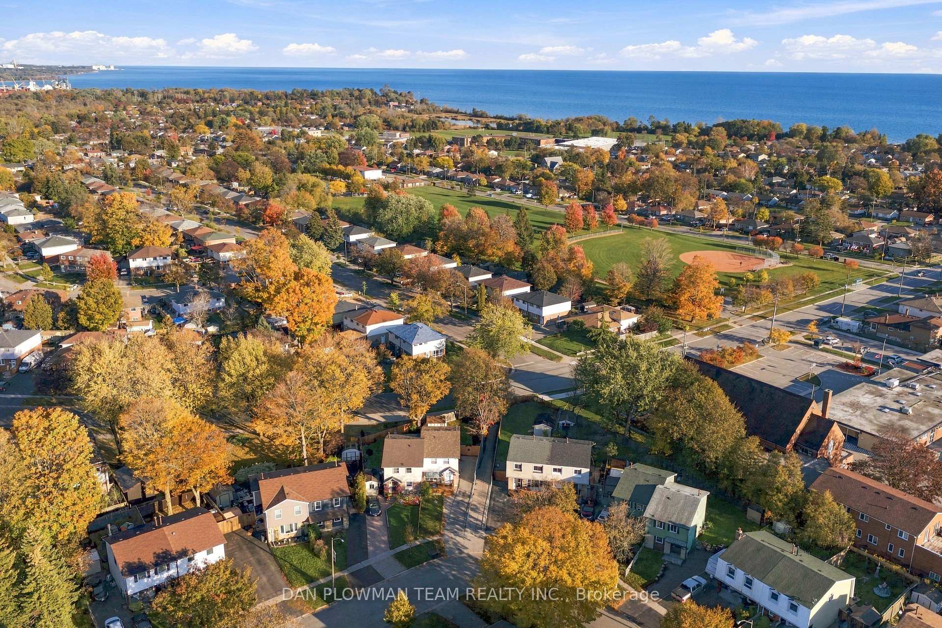 Photo 28 of 1385 Fenelon Crescent, Oshawa, Lakeview — HOMEH