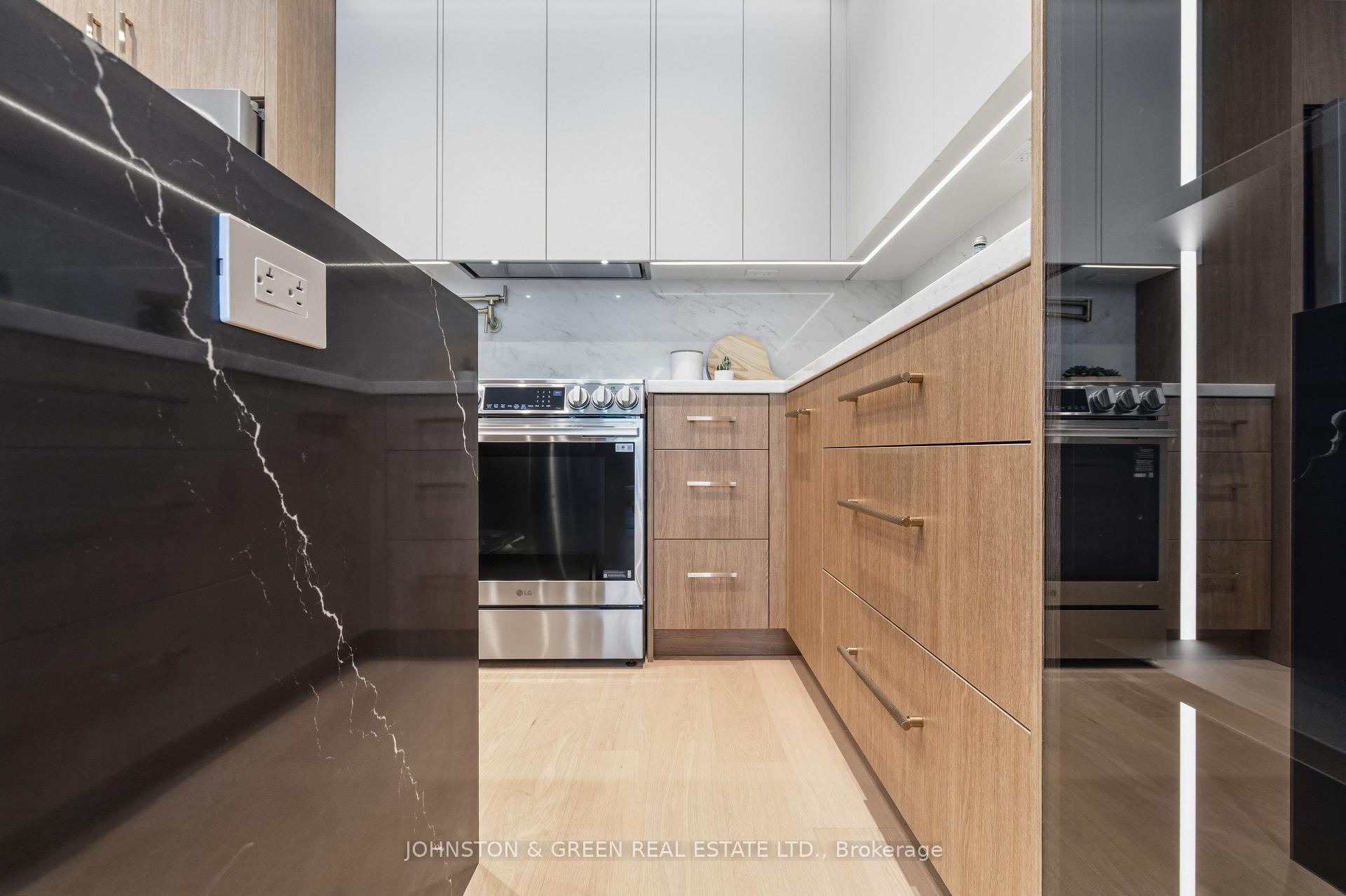 Photo 11 of 62 Northridge Road, Toronto, East York — HOMEH