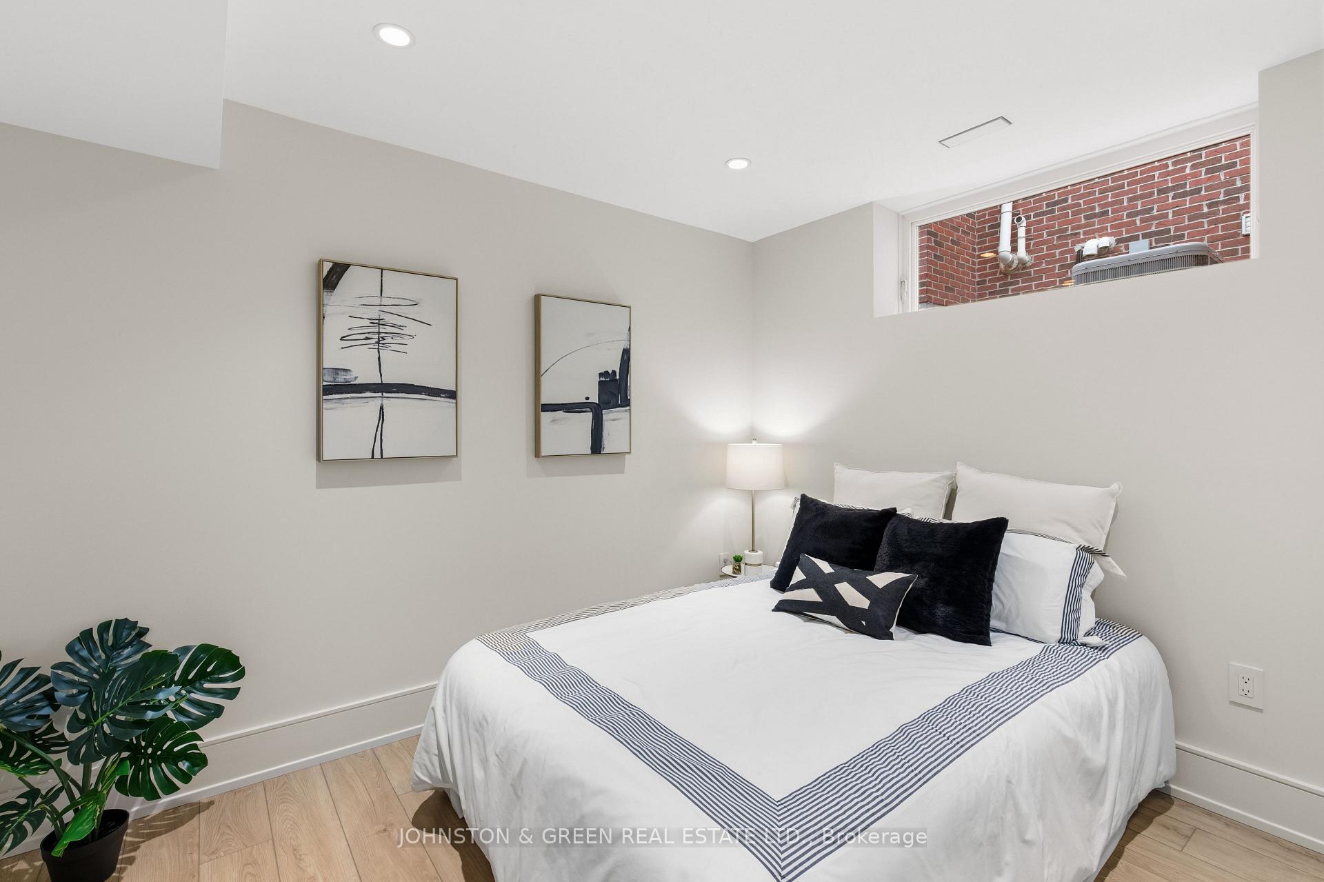 Photo 28 of 62 Northridge Road, Toronto, East York — HOMEH