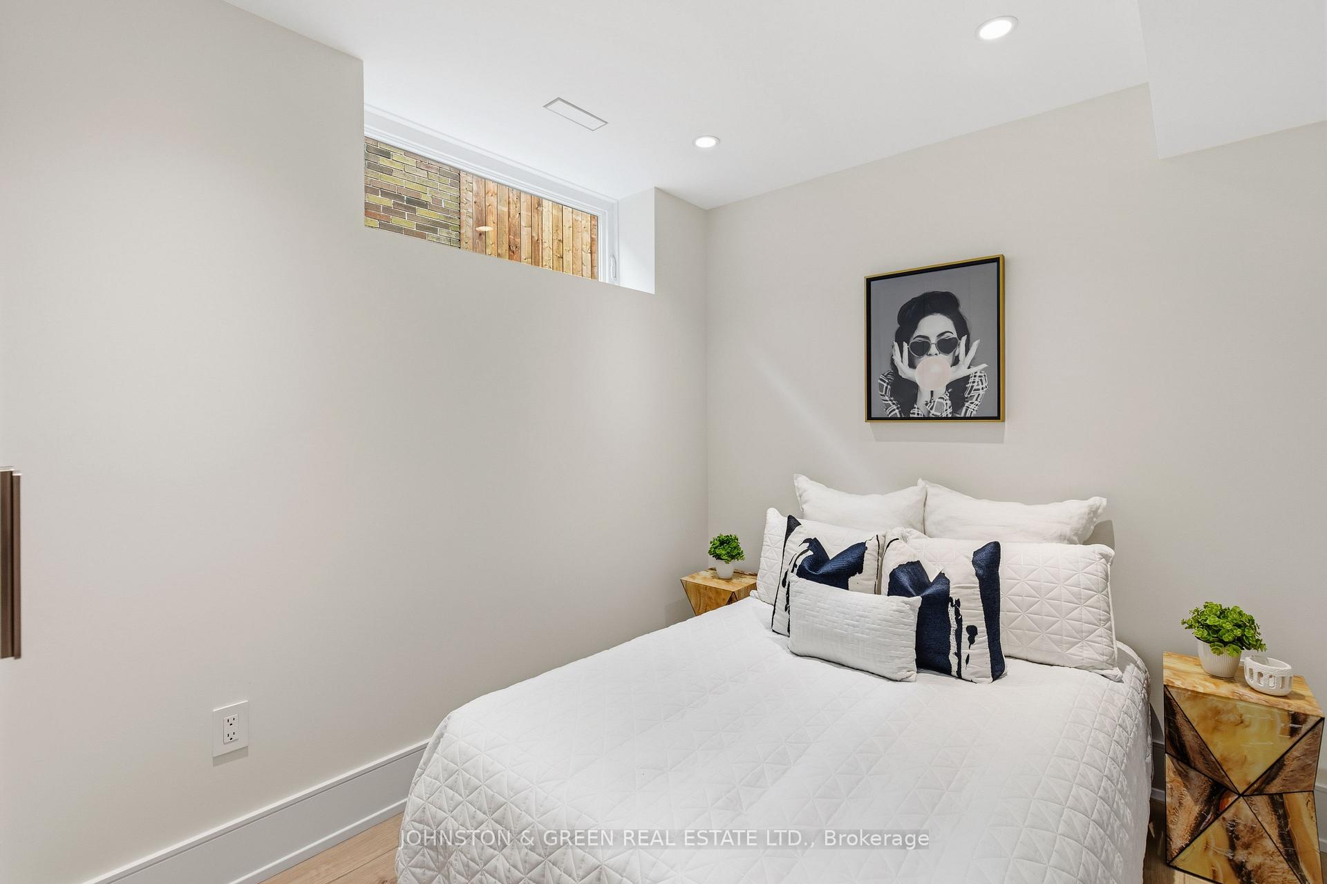 Photo 32 of 62 Northridge Road, Toronto, East York — HOMEH