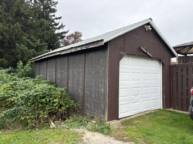 Photo 5 of 802 Highway 6, Haldimand — HOMEH