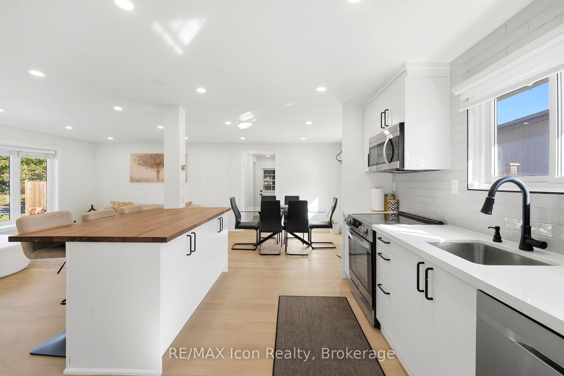 Photo 10 of 532 Churchill Avenue, Milton, Dorset Park — HOMEH