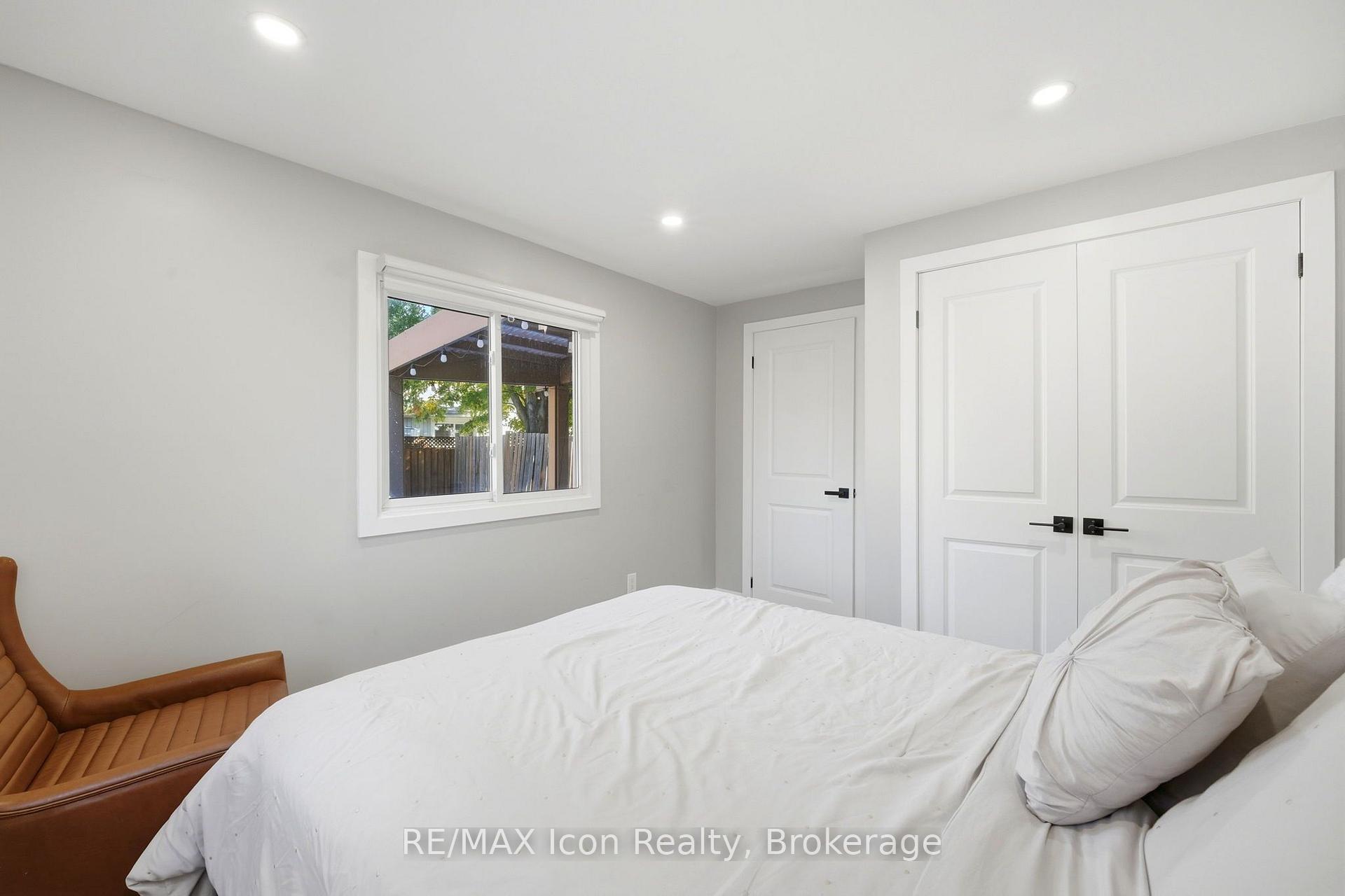 Photo 18 of 532 Churchill Avenue, Milton, Dorset Park — HOMEH