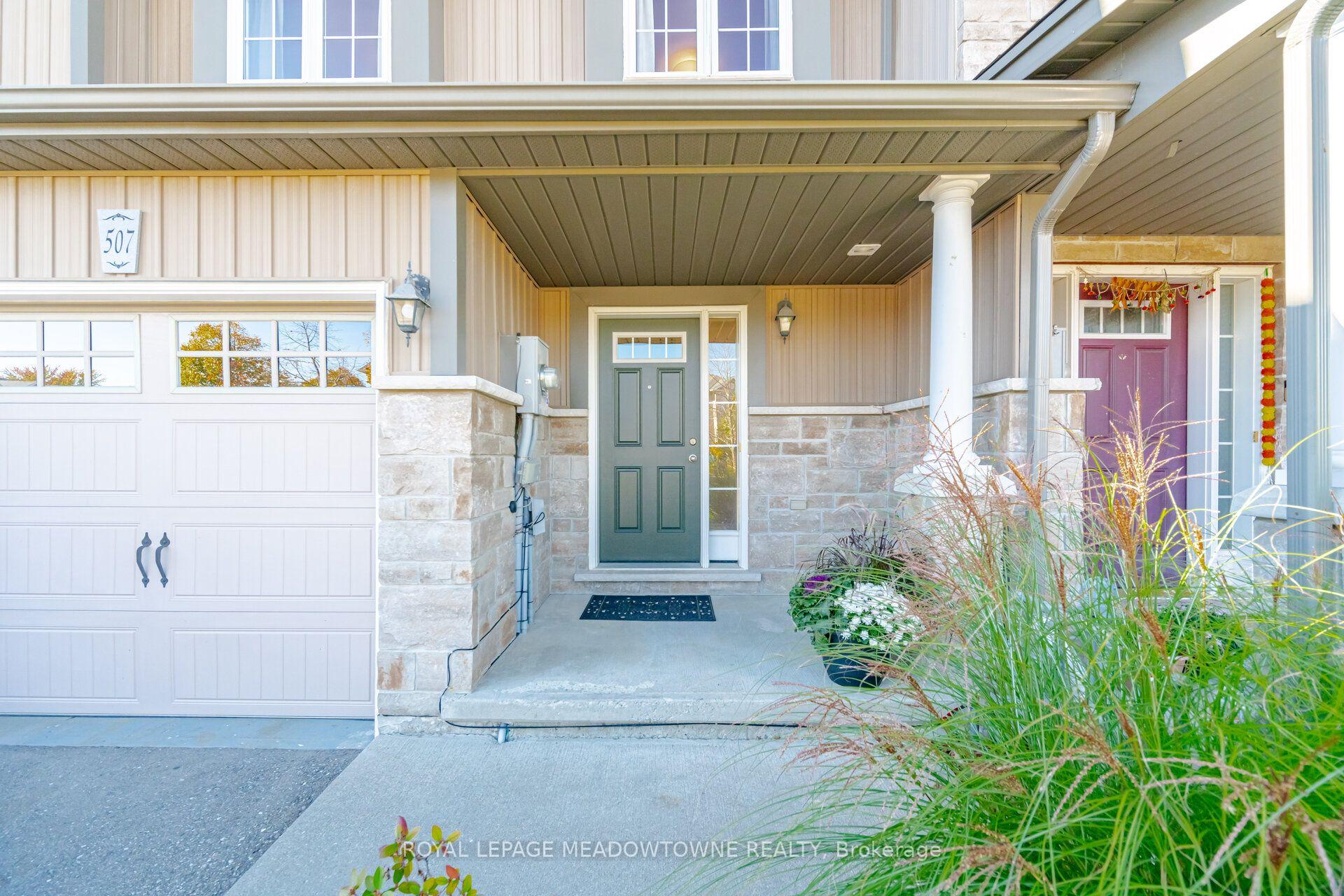 Photo 4 of 507 Windflower Crescent, Kitchener, Larentian West — HOMEH