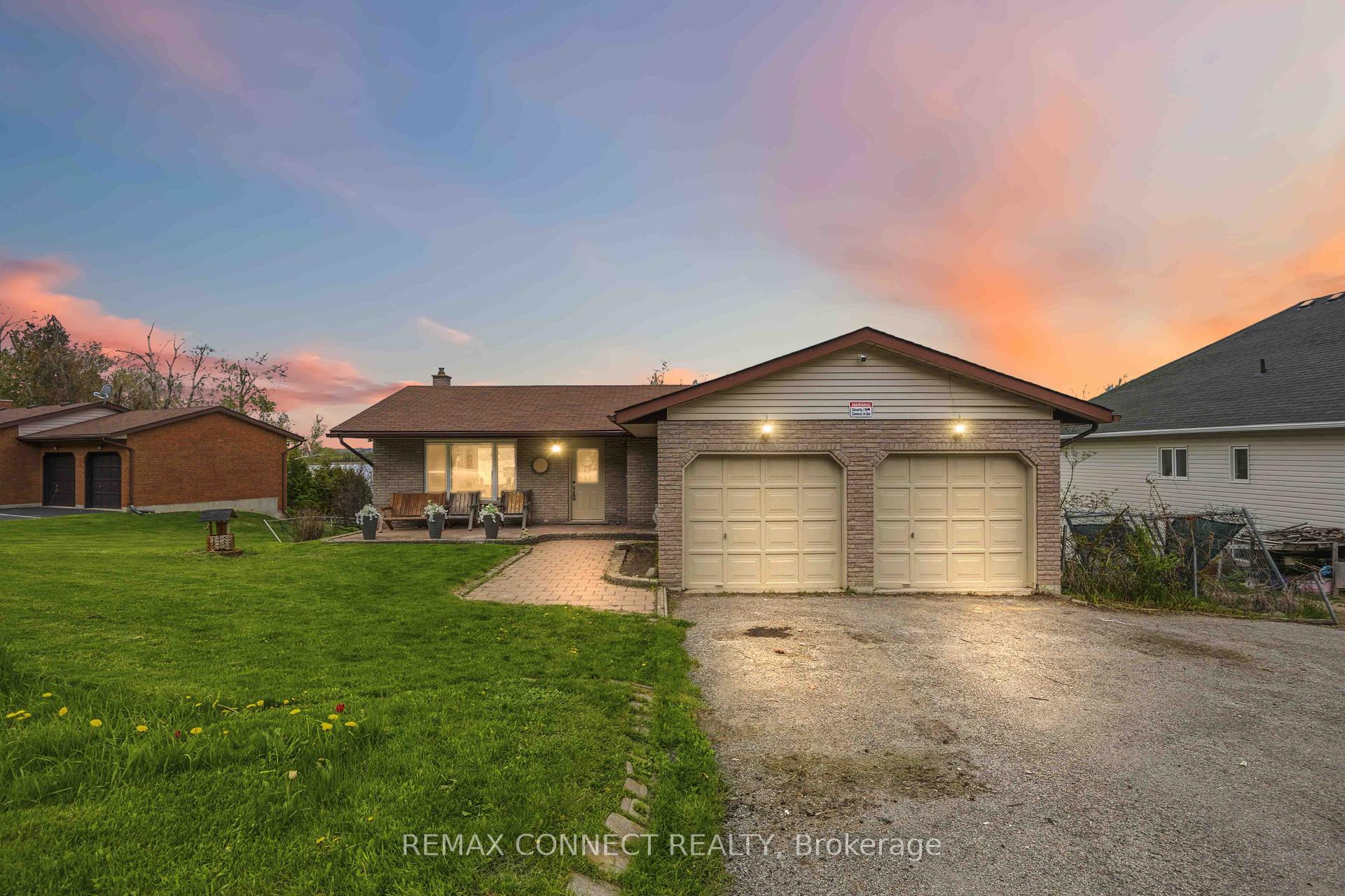 Photo 1 of 36 Helen Drive, Kawartha Lakes, Omemee — HOMEH