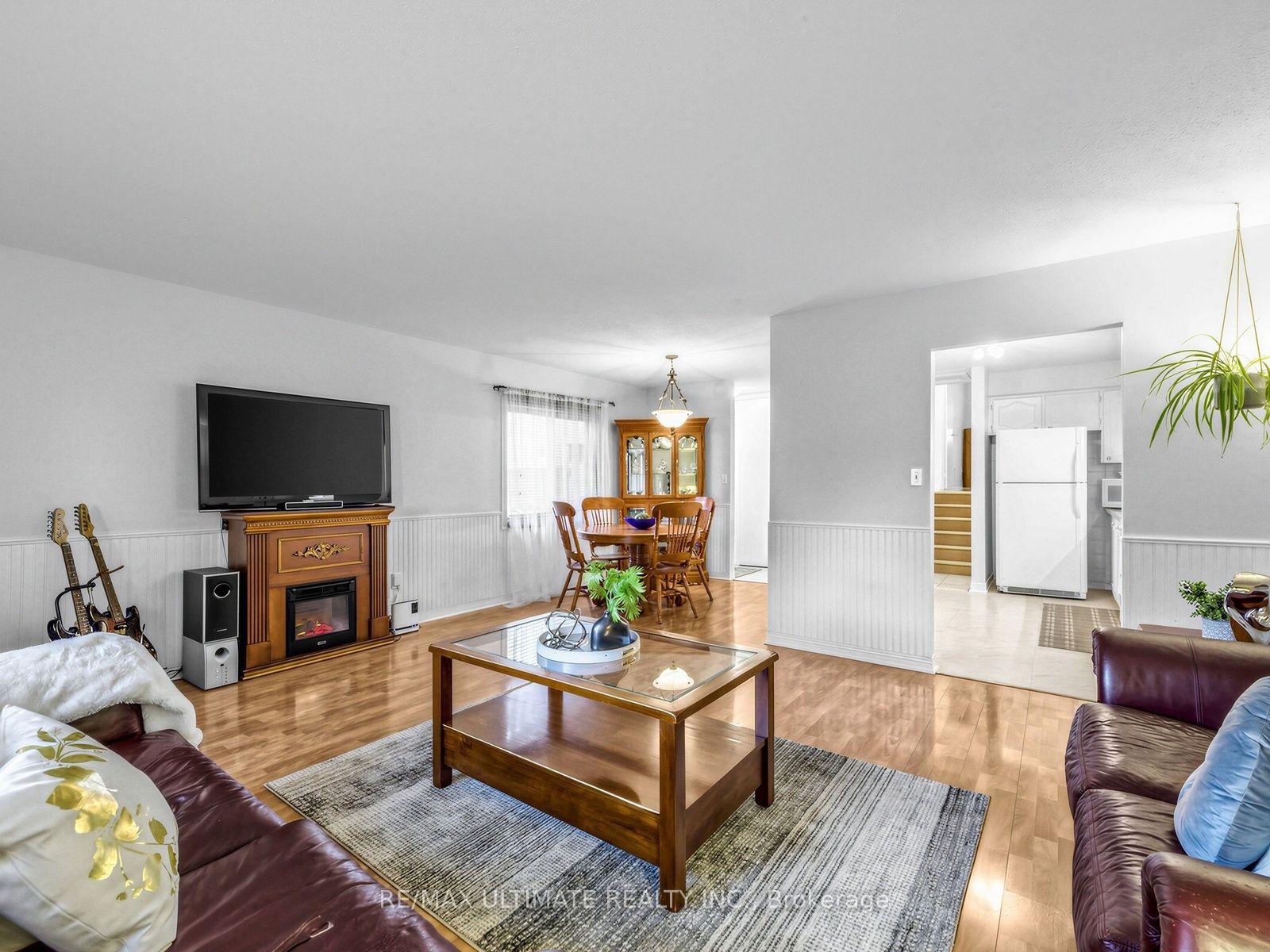 Photo 6 of 375 Calvert Court, Oshawa, Lakeview — HOMEH