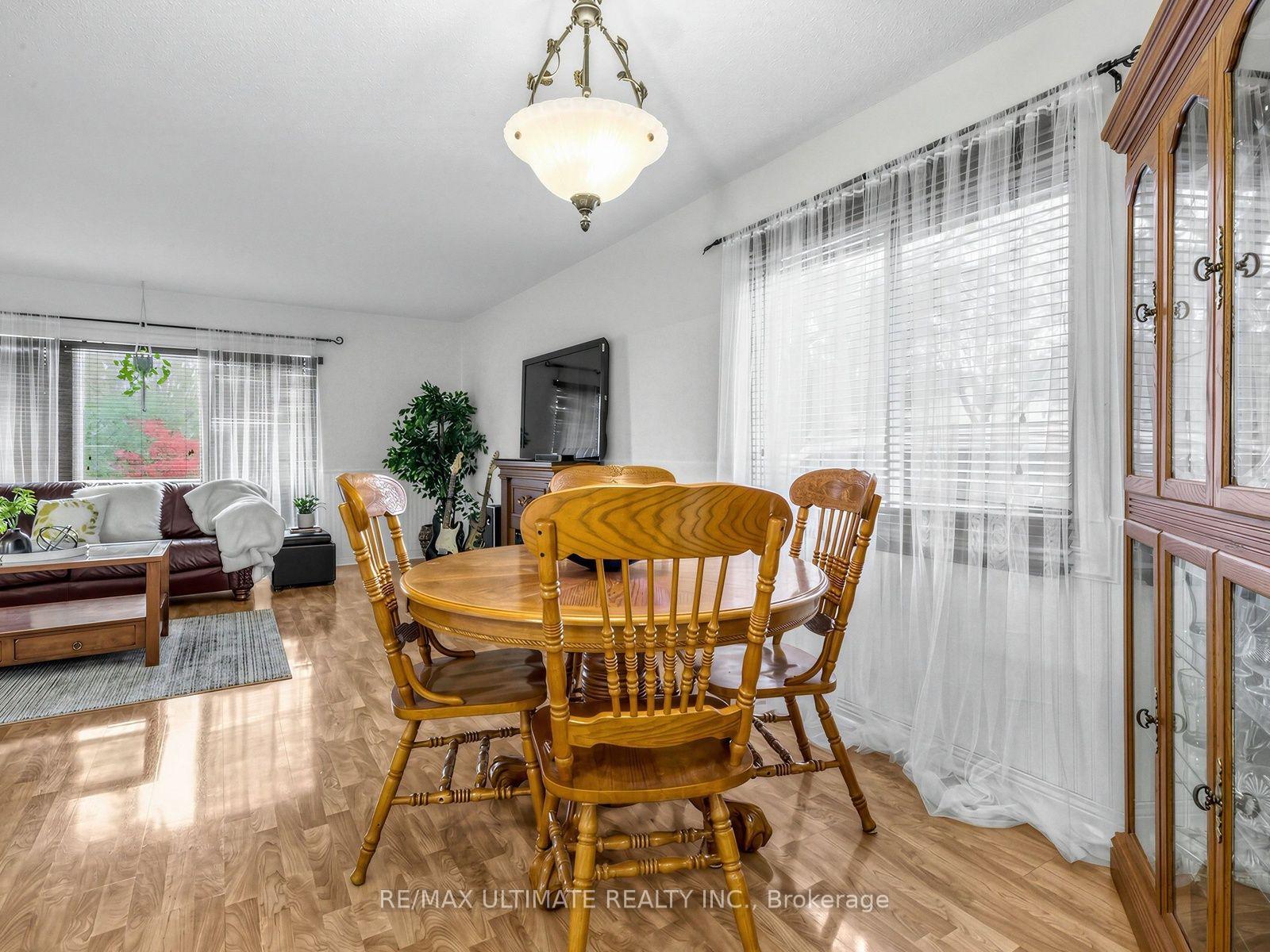 Photo 8 of 375 Calvert Court, Oshawa, Lakeview — HOMEH