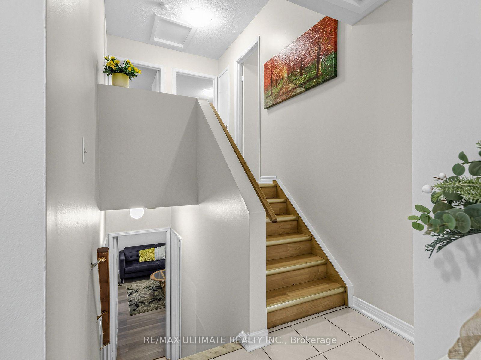 Photo 15 of 375 Calvert Court, Oshawa, Lakeview — HOMEH