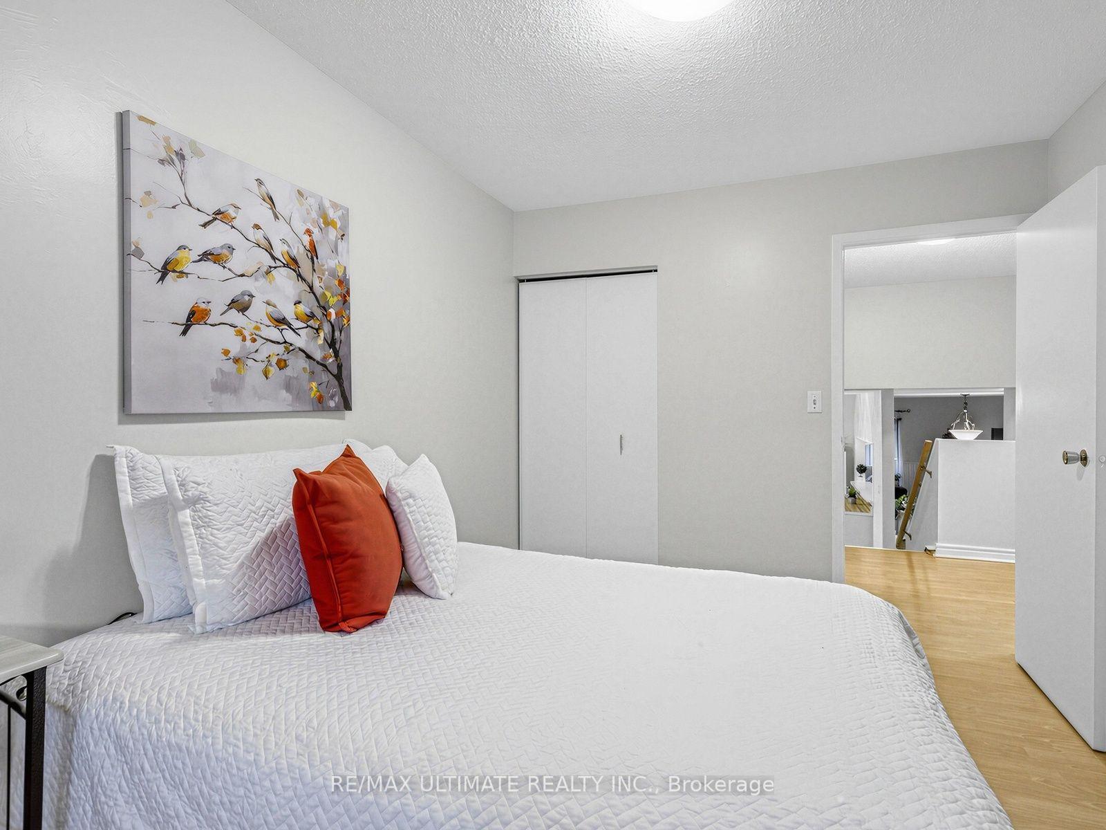 Photo 19 of 375 Calvert Court, Oshawa, Lakeview — HOMEH