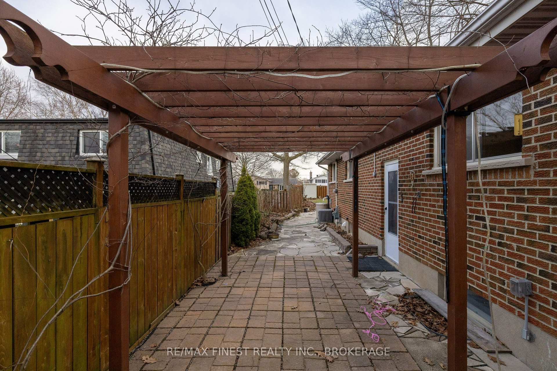 Photo 7 of 628 Stanford Street, Kingston, South of Taylor-Kidd Blvd — HOMEH