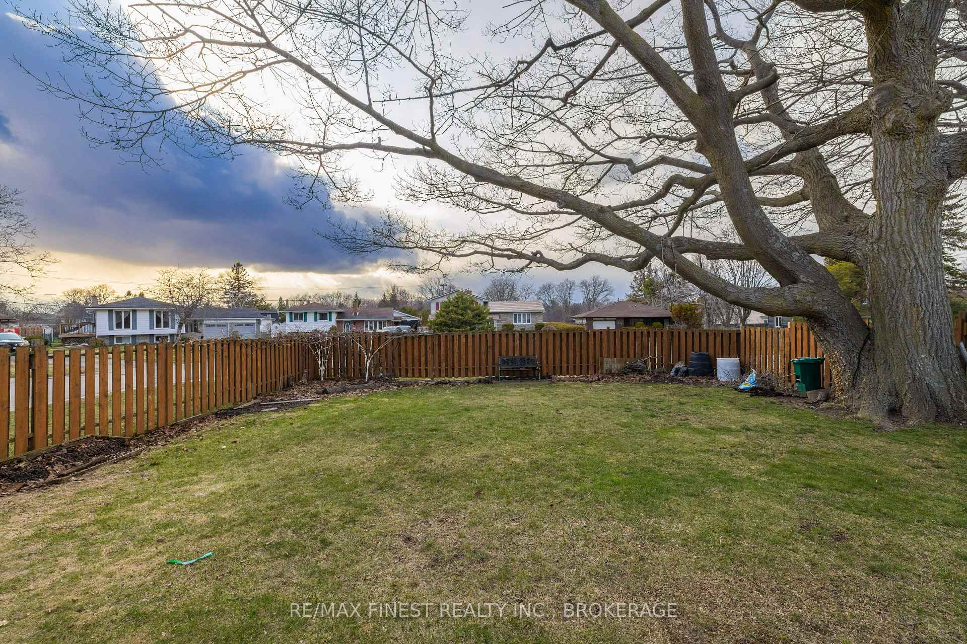 Photo 9 of 628 Stanford Street, Kingston, South of Taylor-Kidd Blvd — HOMEH
