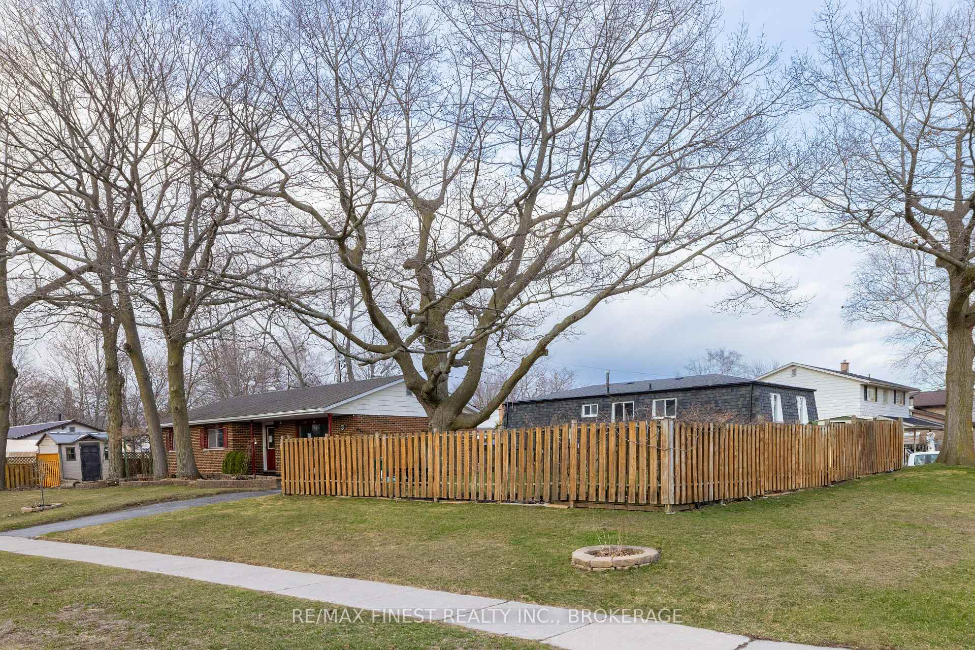 Photo 11 of 628 Stanford Street, Kingston, South of Taylor-Kidd Blvd — HOMEH