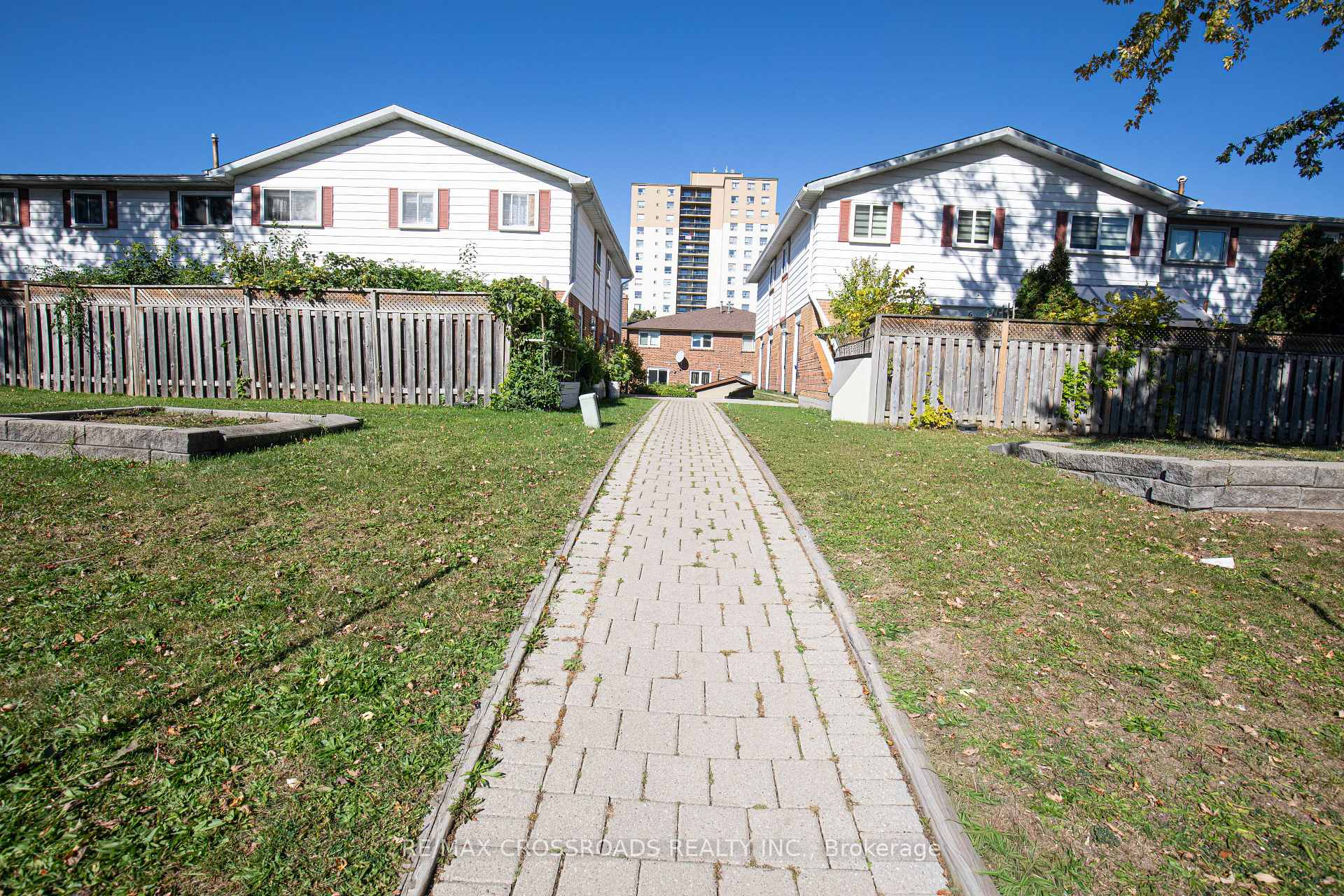 Photo 25 of Unit 23, 10 Bur Oak Way, North York, Glenfield-Jane Heights — HOMEH