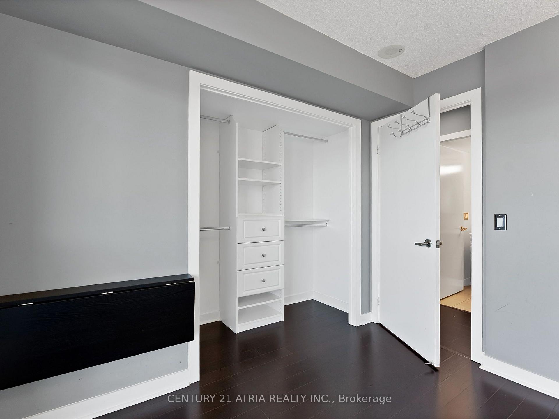 Photo 10 of Unit 1205, 80 Western Battery Road, Toronto, Niagara — HOMEH