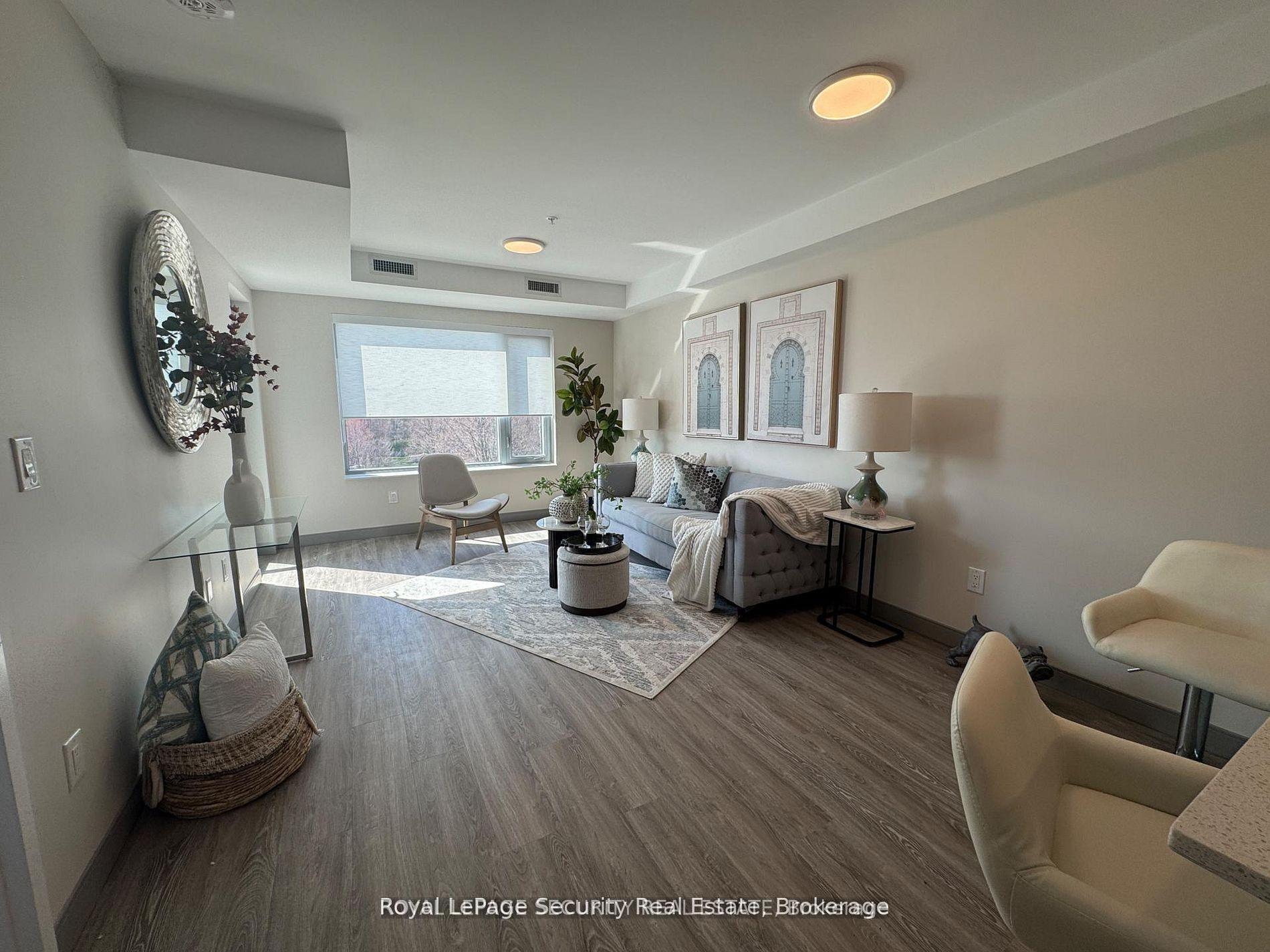 Photo 15 of Unit 710, 1015 Innisfil Beach Road, Innisfil, Alcona — HOMEH