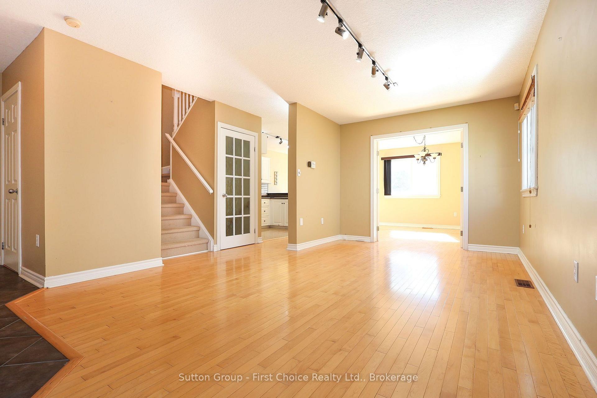 Photo 11 of 267 Norman Street, Stratford — HOMEH