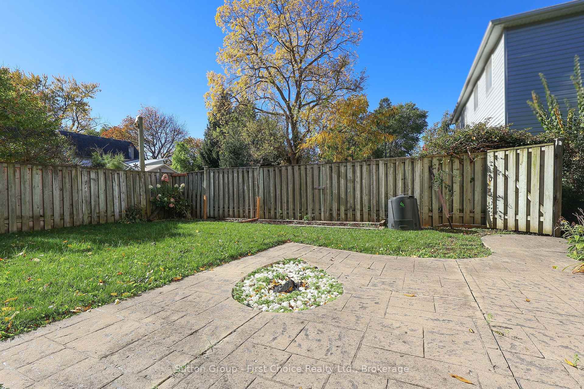 Photo 99 of 267 Norman Street, Stratford — HOMEH