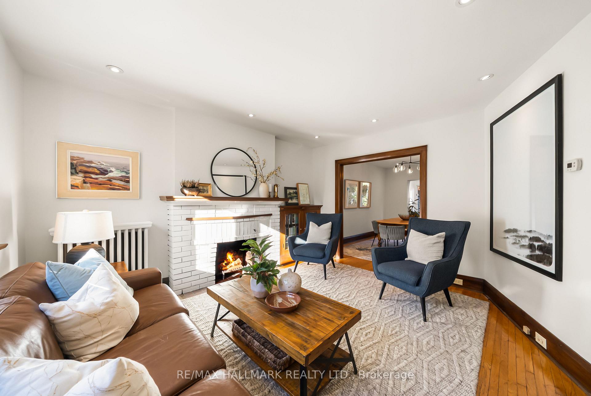 Photo 5 of 39 Thurston Road, Toronto, Mount Pleasant East — HOMEH