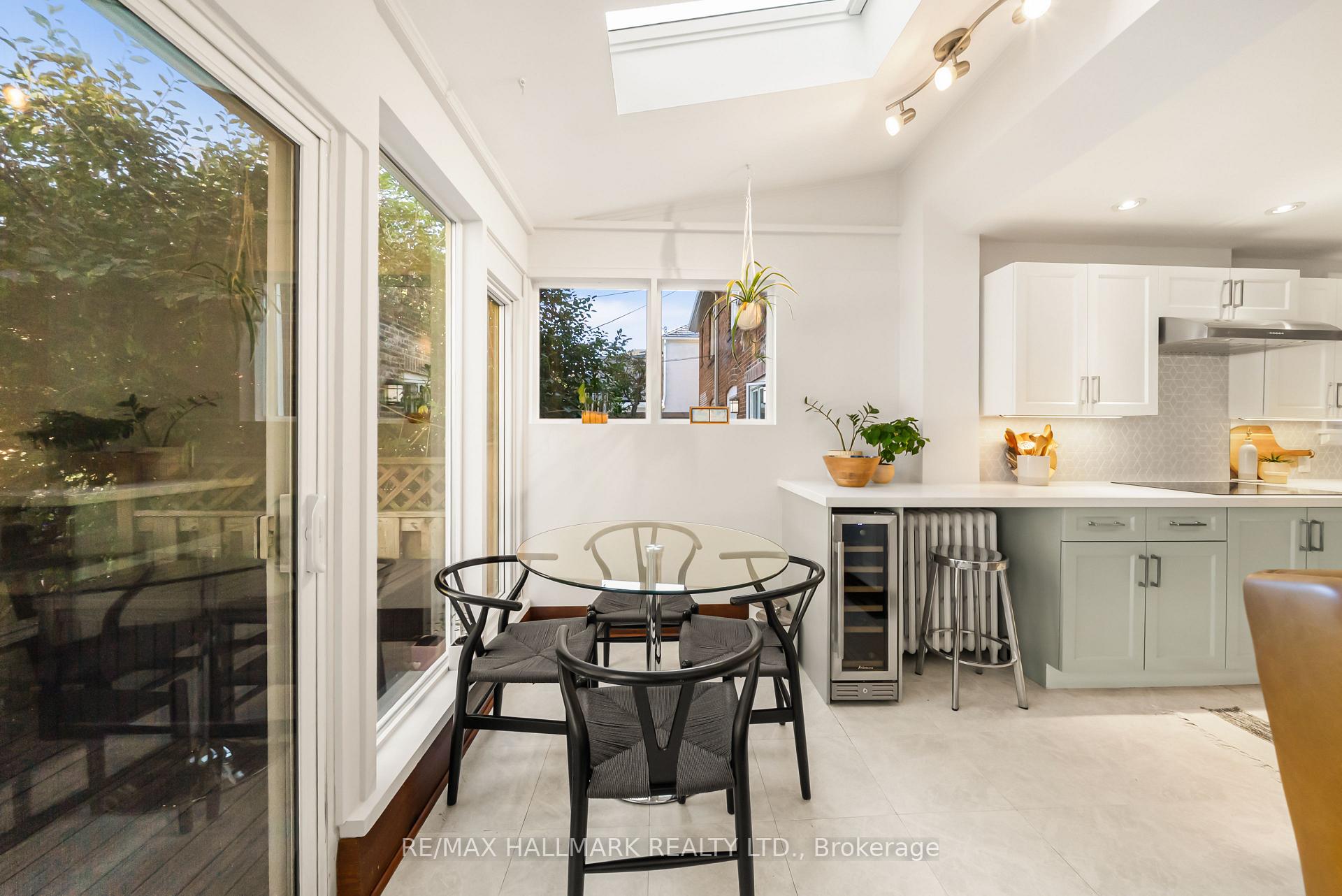 Photo 14 of 39 Thurston Road, Toronto, Mount Pleasant East — HOMEH