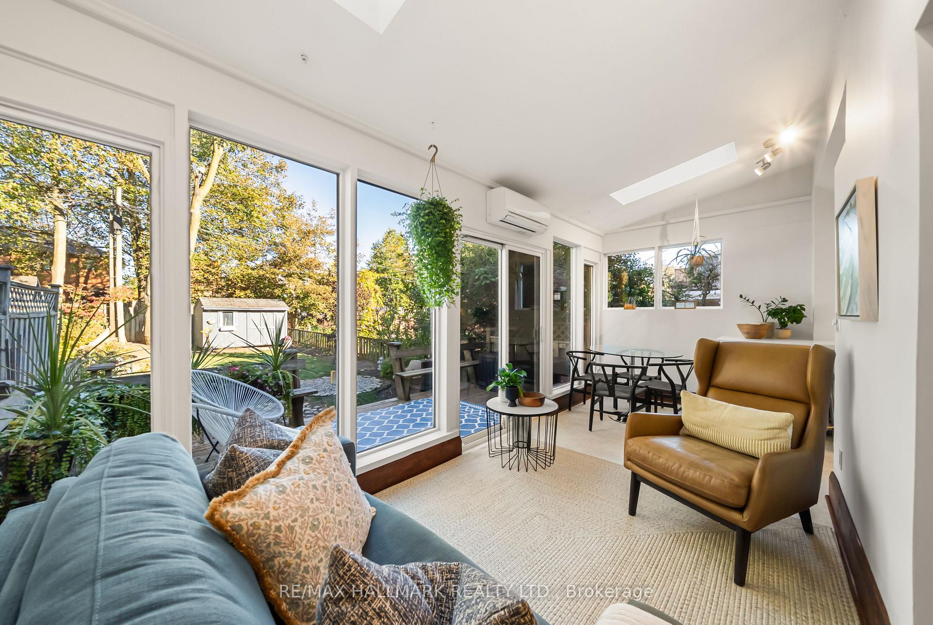 Photo 17 of 39 Thurston Road, Toronto, Mount Pleasant East — HOMEH