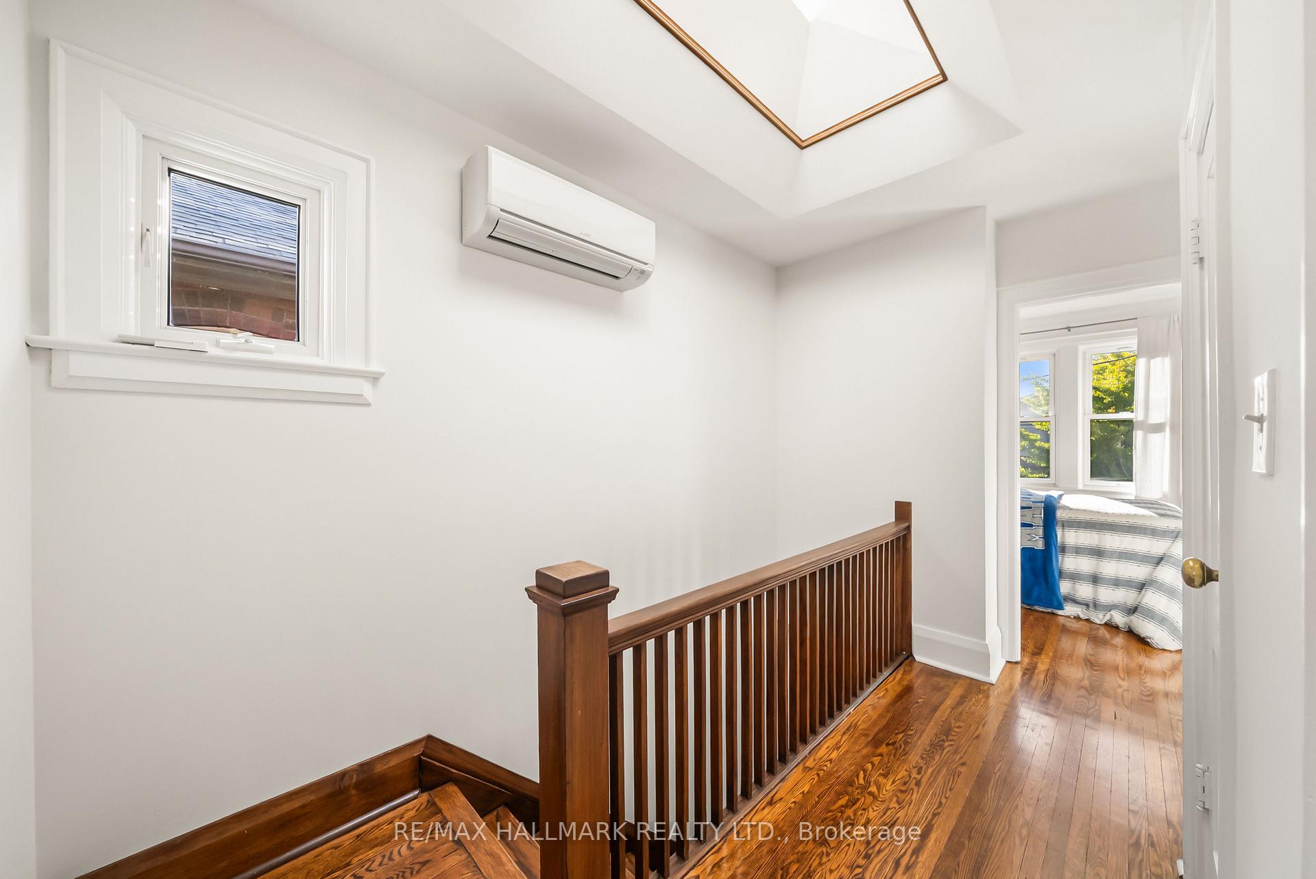 Photo 19 of 39 Thurston Road, Toronto, Mount Pleasant East — HOMEH