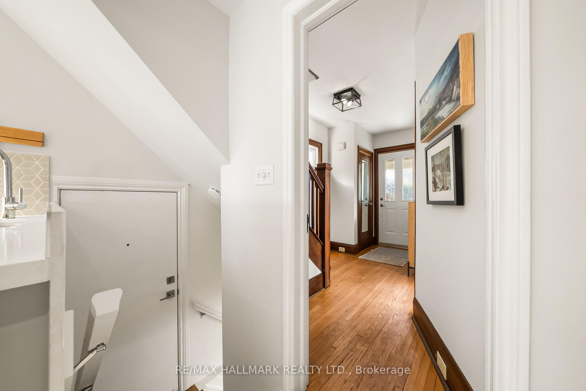 Photo 27 of 39 Thurston Road, Toronto, Mount Pleasant East — HOMEH