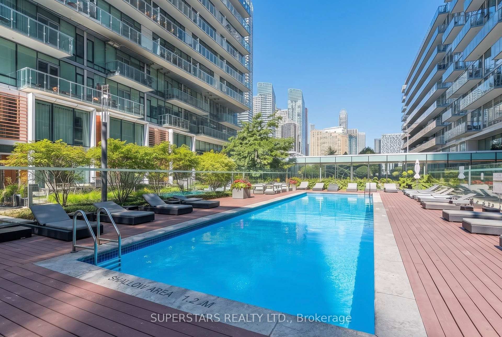Photo 11 of Unit 821, 39 Queens Quay E, Toronto, Waterfront Communities — HOMEH
